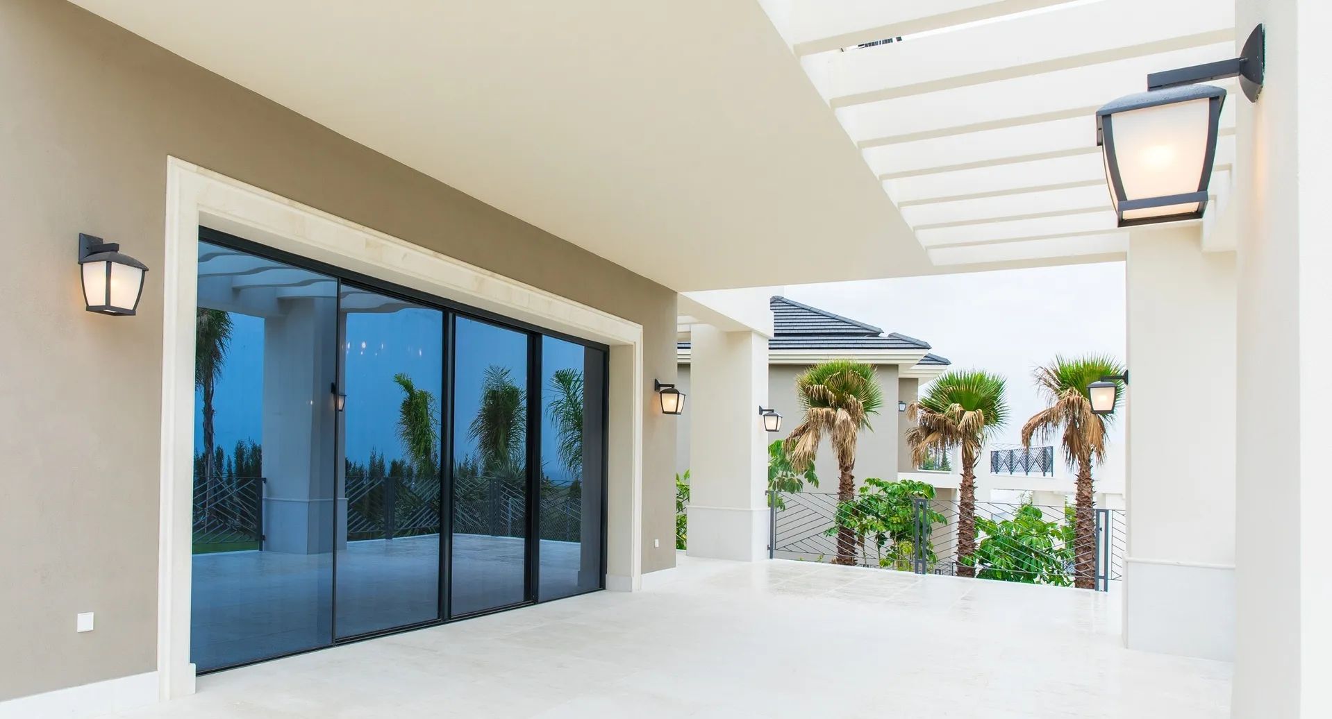 Luxe leven op hoog niveau – adembenemende nieuwbouwvilla met panoramisch zeezicht aan de Costa del Sol foto 25