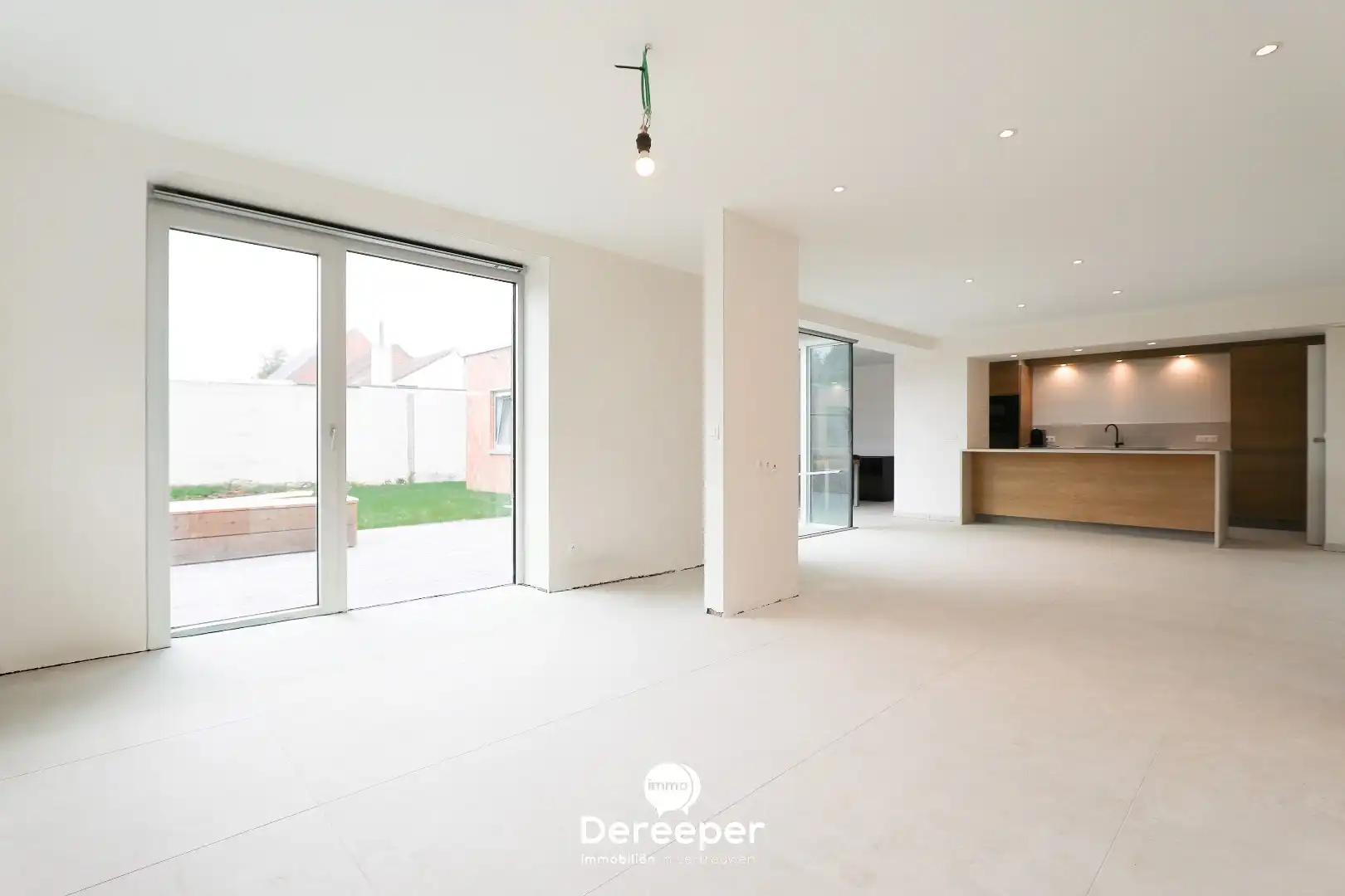 Prachtige, volledig gerenoveerde woning te huur in Zerkegem foto 3
