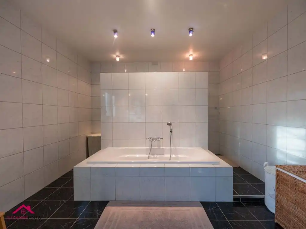 Ruime vrijstaande en instapklare woning in hedendaagse stijl foto 41