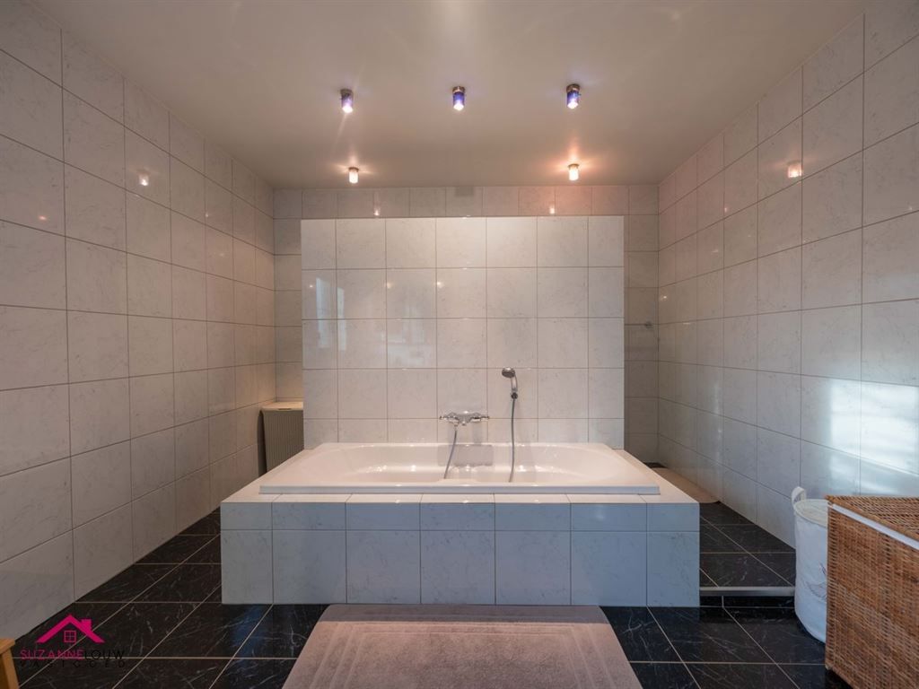 Ruime vrijstaande en instapklare woning in hedendaagse stijl foto 41