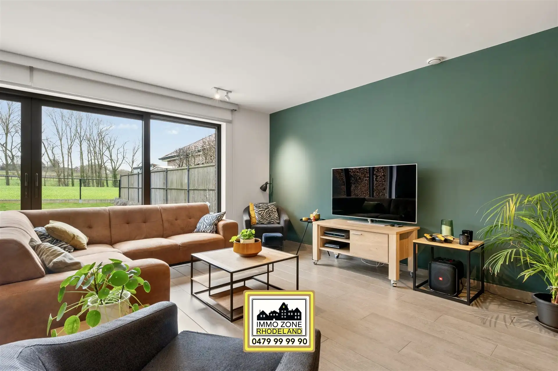 Prachtige woning met 4 slpks, 2 bdks in groene omgeving foto 6