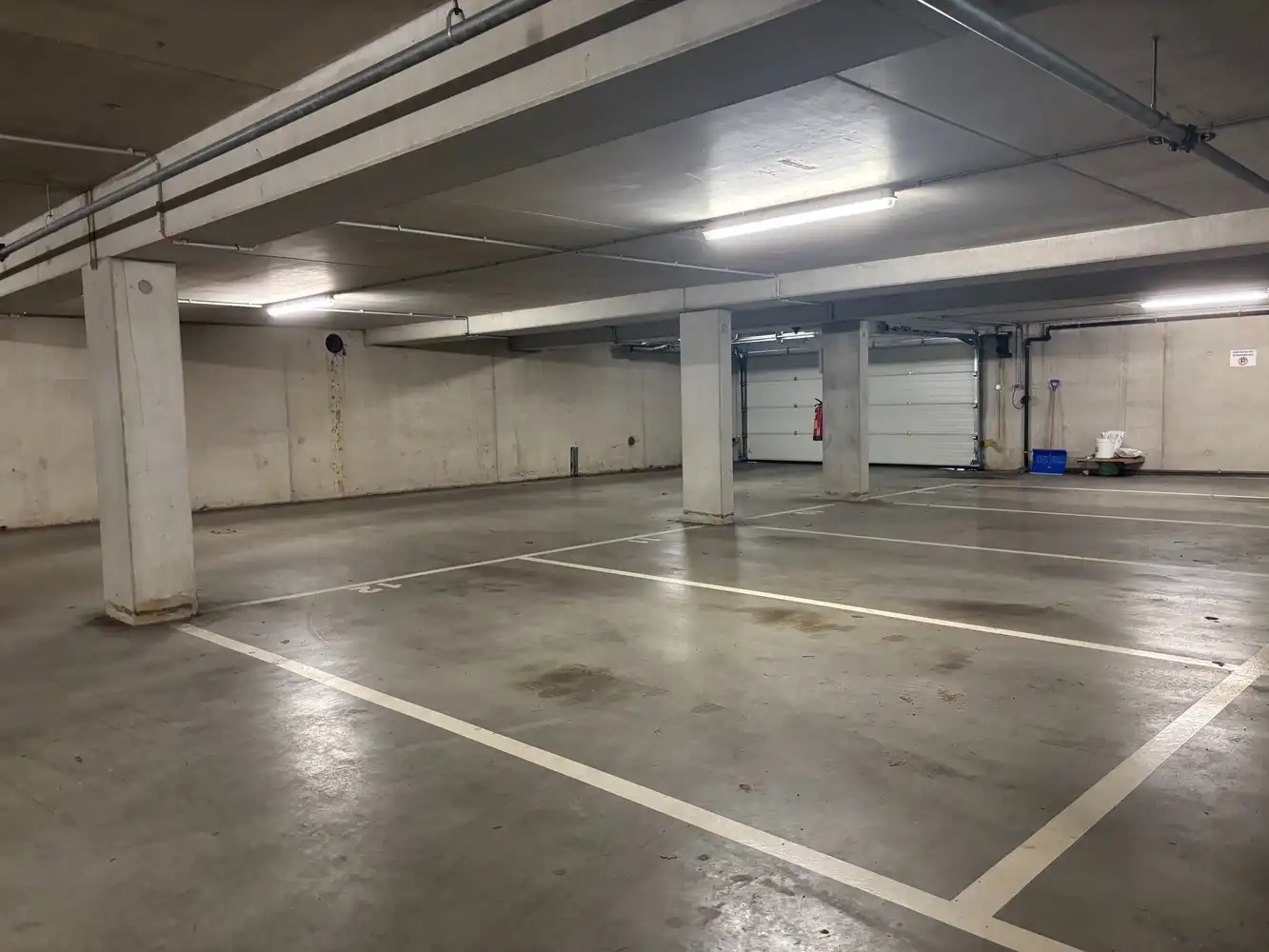 Autostaanplaats te koop in Wommelgem foto 2