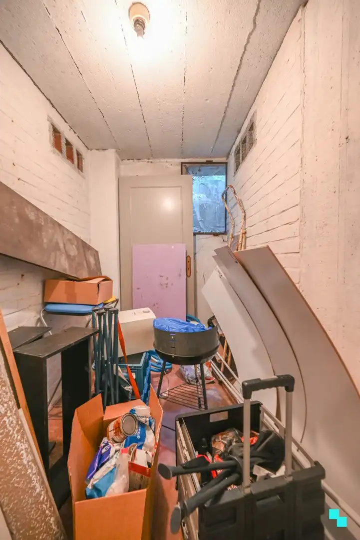 Gerenoveerd appartement in Deerlijk met garage foto 25