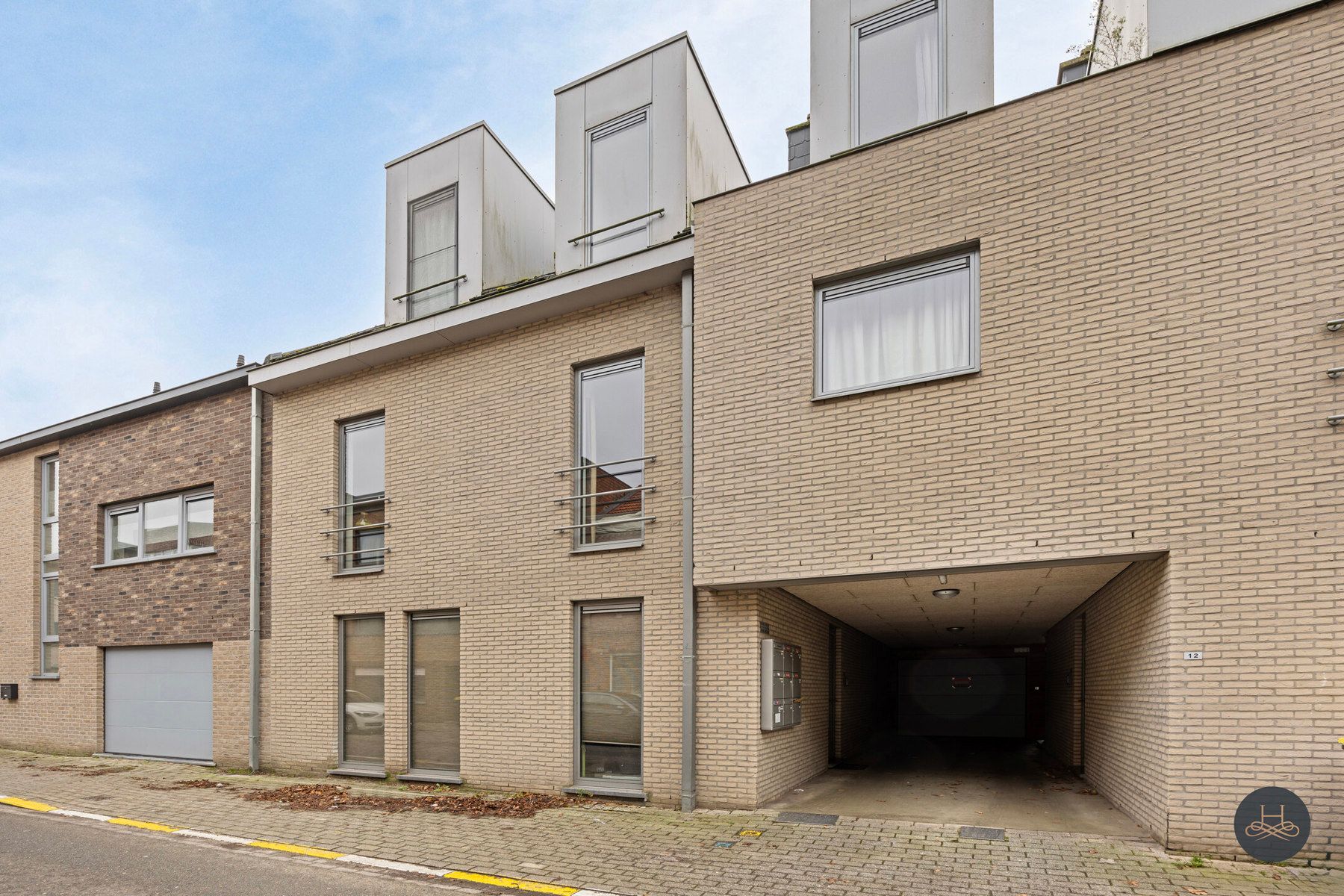 Energiezuinig gelijkvloers appartement met parking foto {{pictureIndex}}