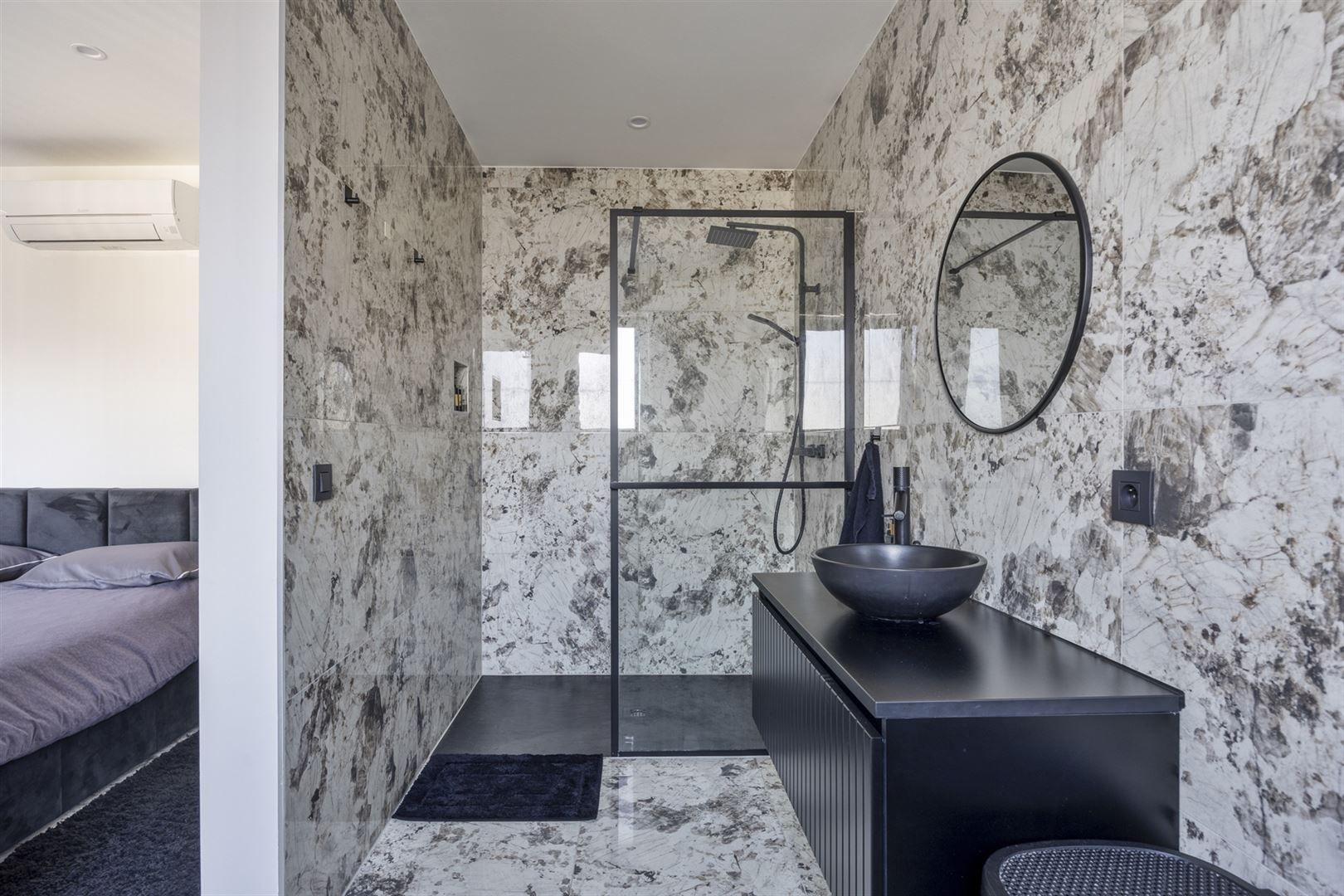 TE KOOP: Vrijstaande nieuwbouwwoning met 4-5 slaapkamers! foto 21