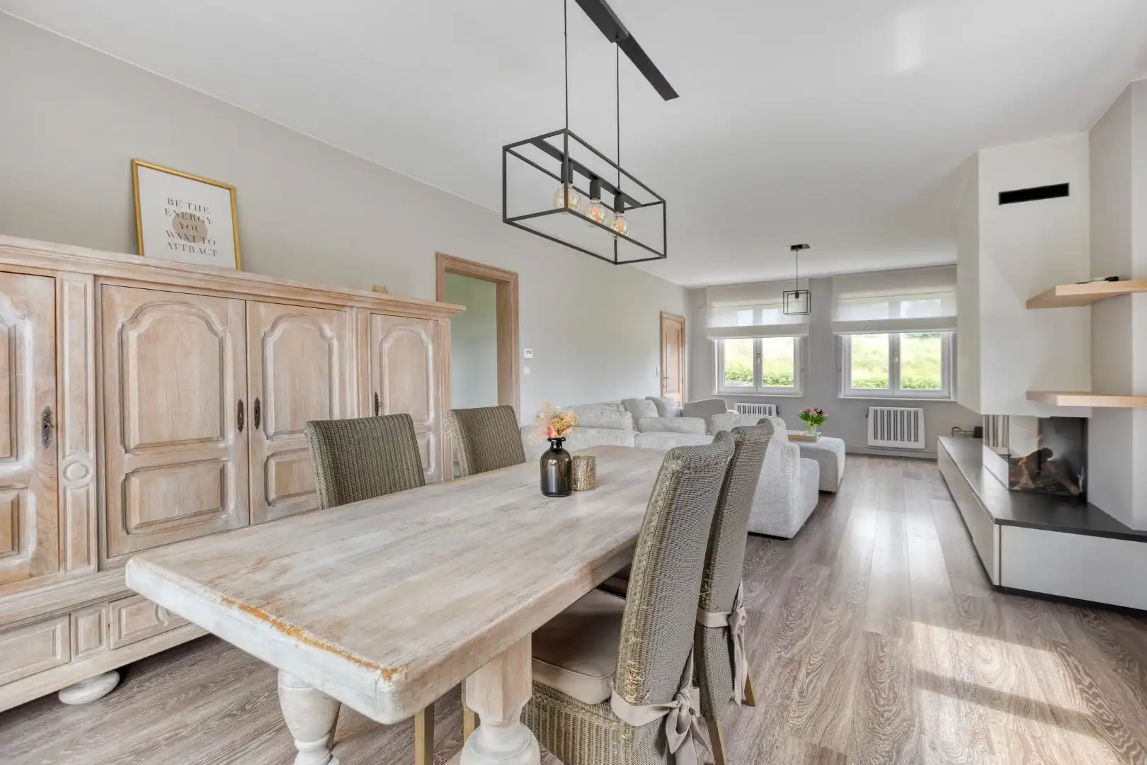 Instapklare woning met prachtig aangelegde tuin foto 9