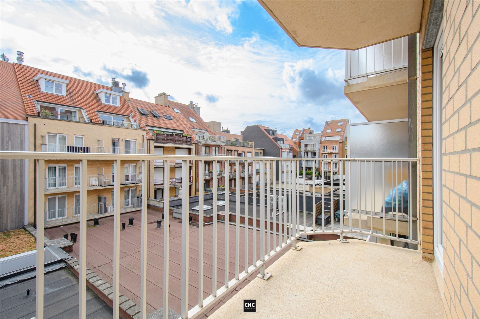 Mooi afgewerkt appartement op de Lippenslaan te Knokke te huur VOOR KORTE PERIODE  foto 8