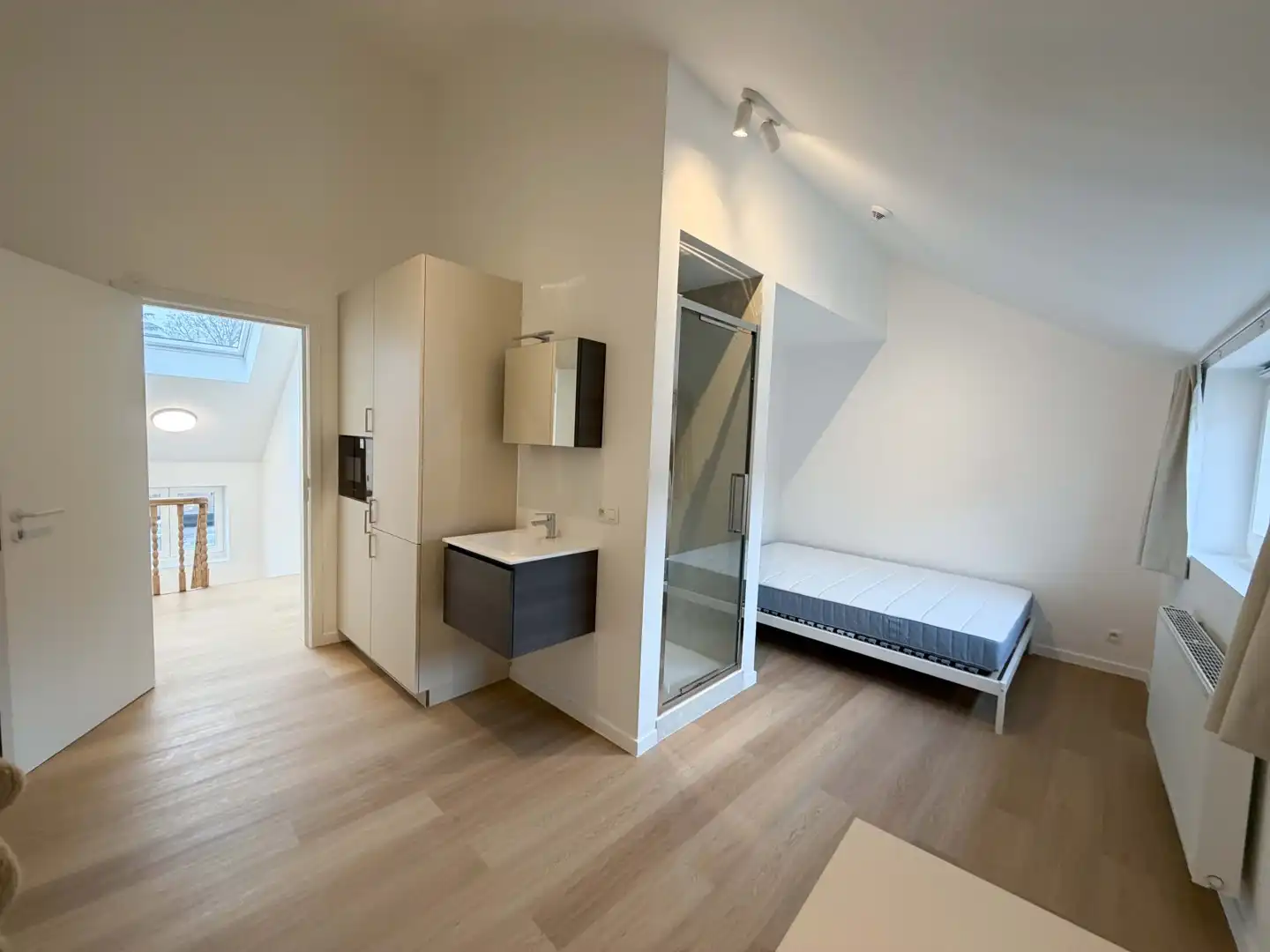 Vernieuwbouw studentenkamer privé sanitair foto 4