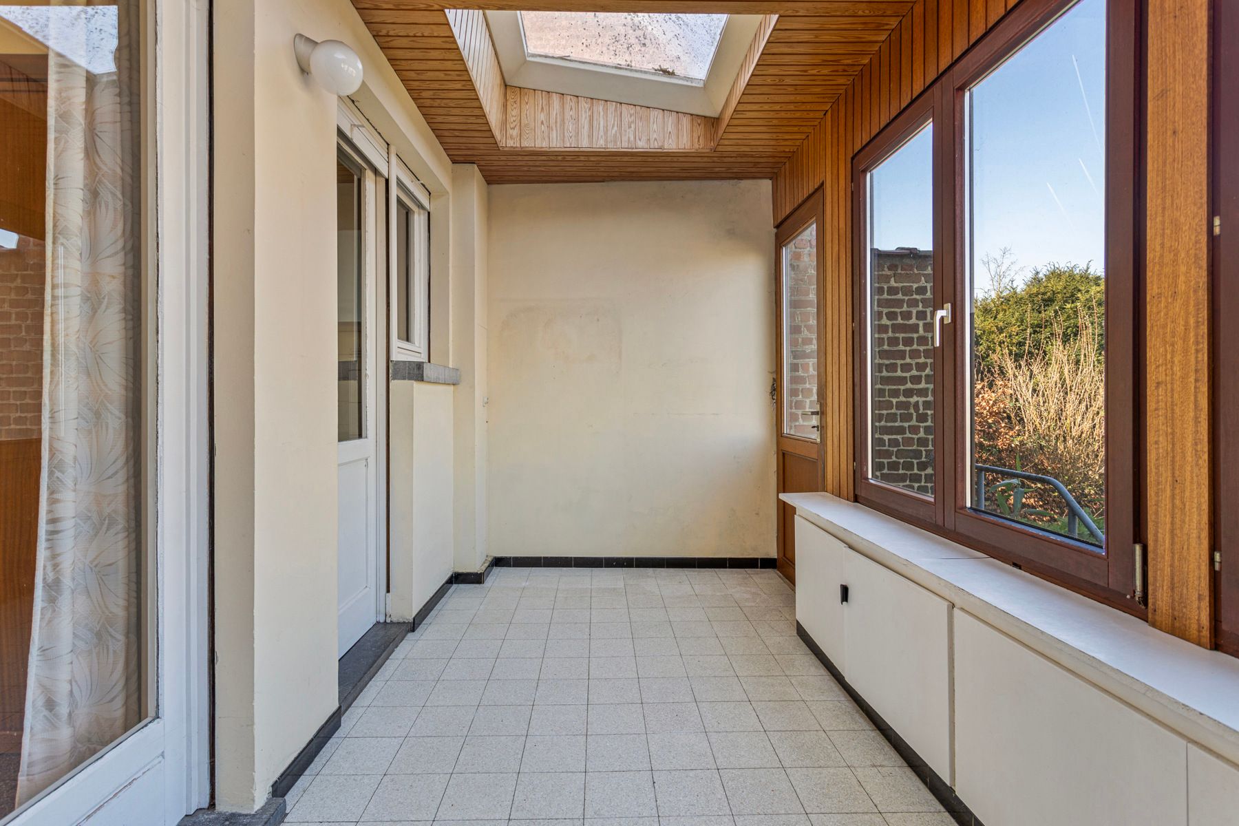 Ruime gezinswoning met 3 slaapkamer, tuin en garage foto 13