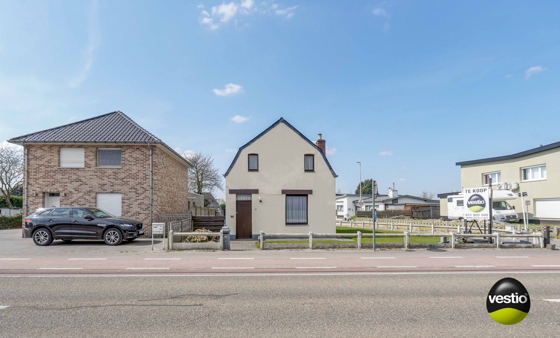 KARAKTERVOLLE, TE RENOVEREN WONING VLAKBIJ CENTRUM VAN OPGLABBEEK foto 30