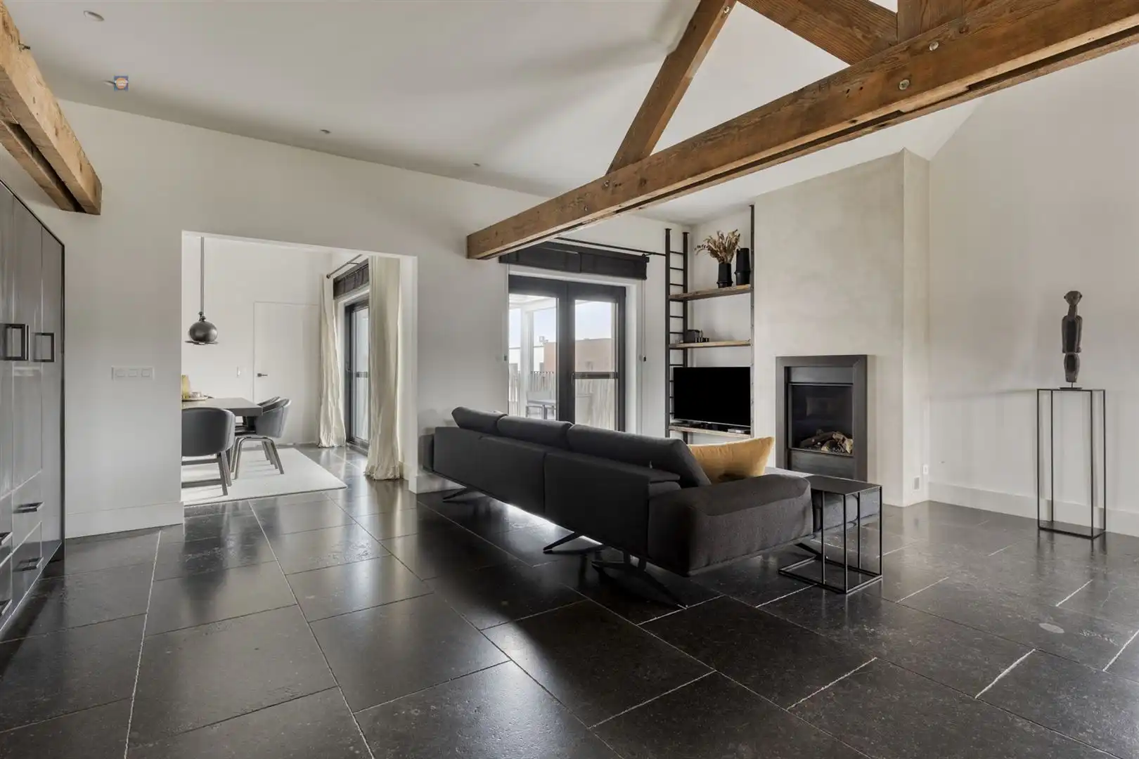 Unieke, Instapklare Loft van 125 m² ! foto 6