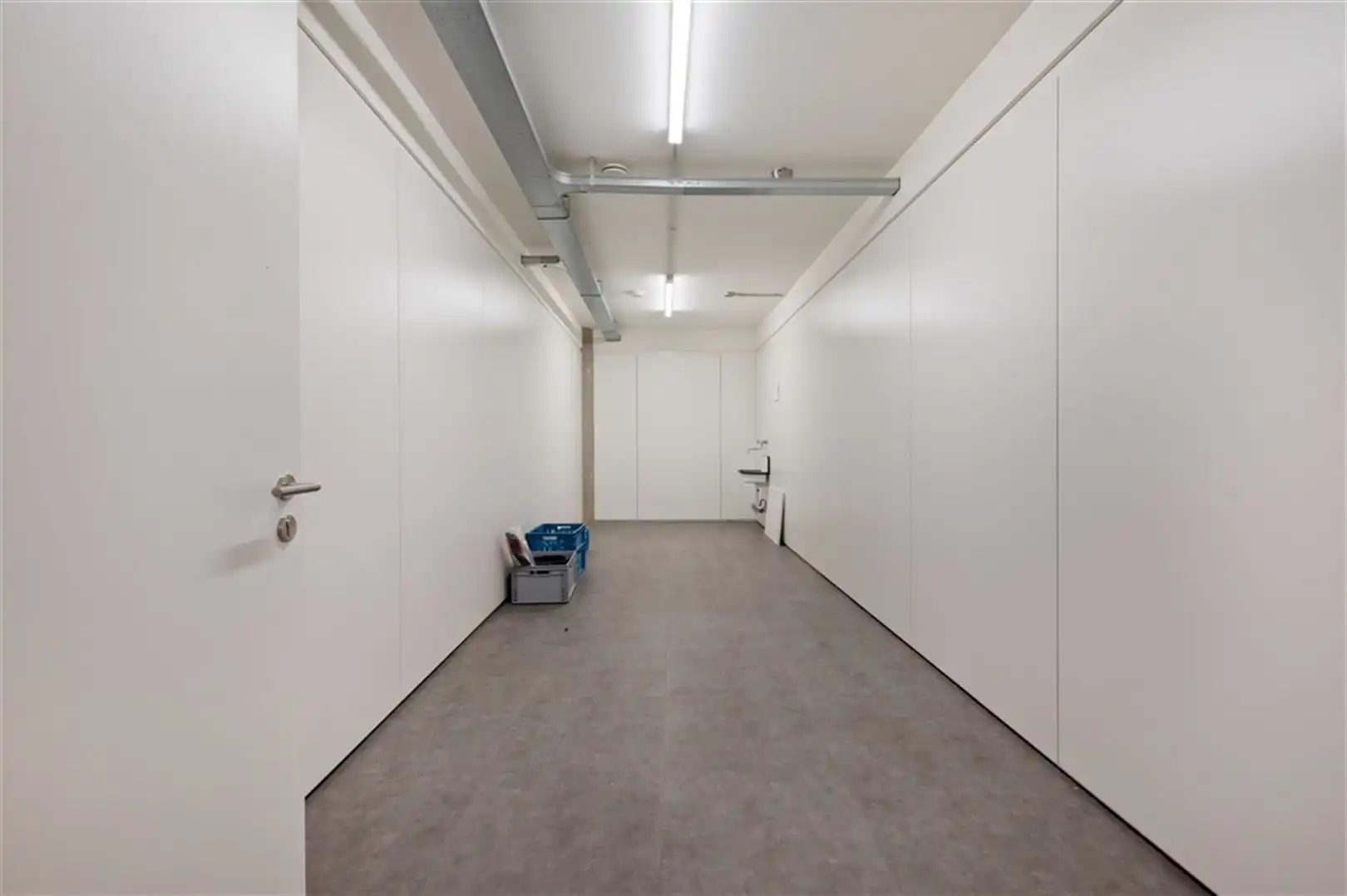 Kantoorgebouw foto 10