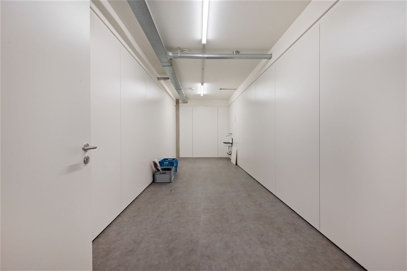 Kantoorgebouw foto 10