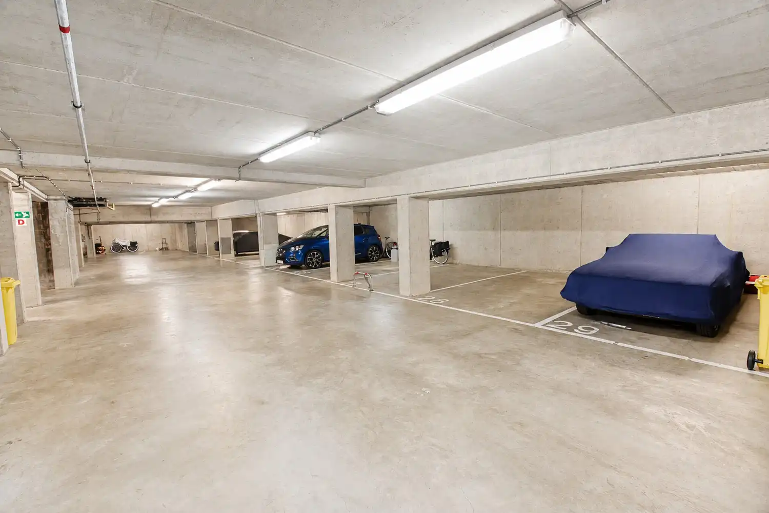 INSTAPKLAAR APP. MET 2 SLK, TERRAS EN PARKING! foto 14