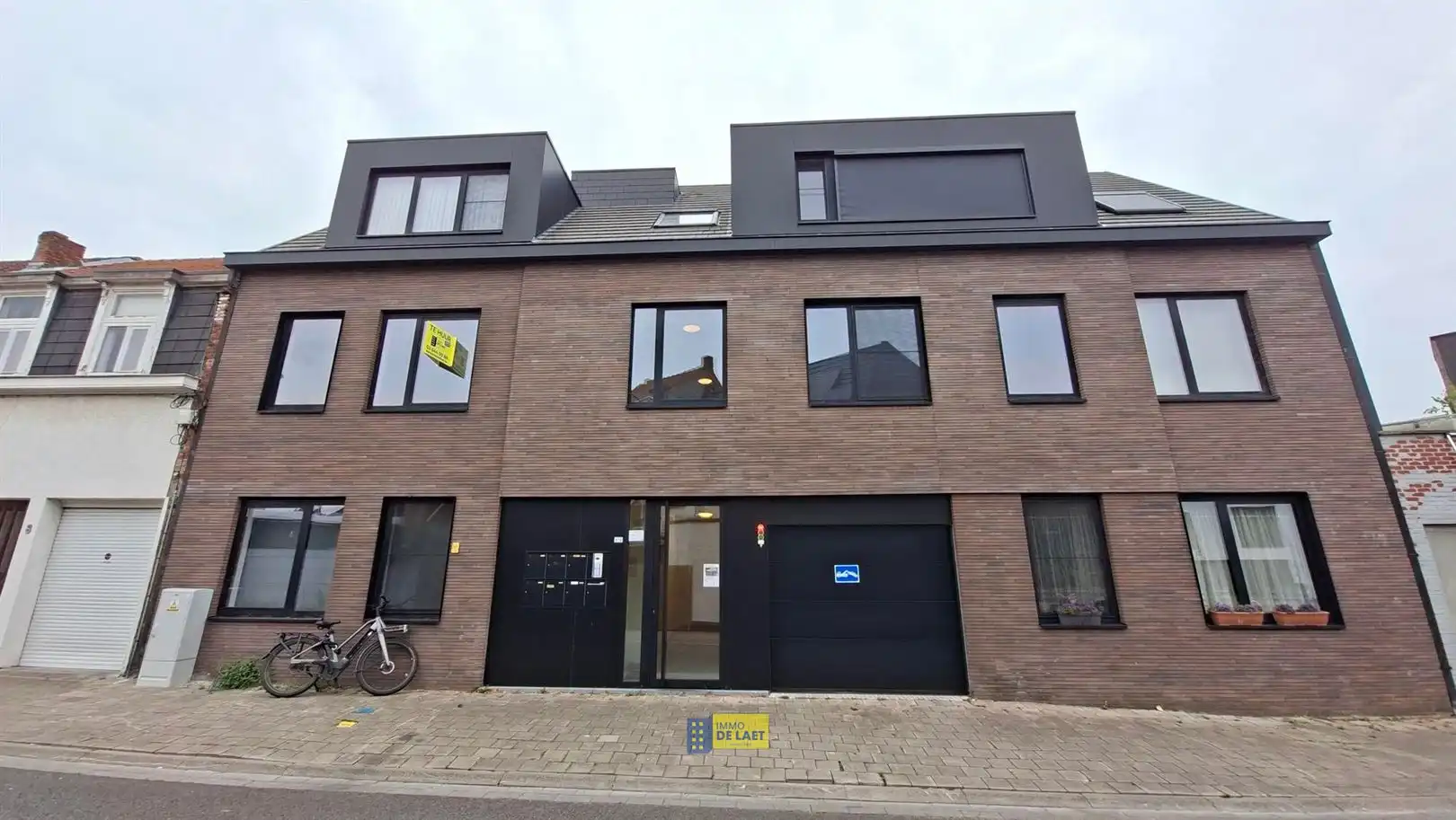 Appartement foto {{pictureIndex}}