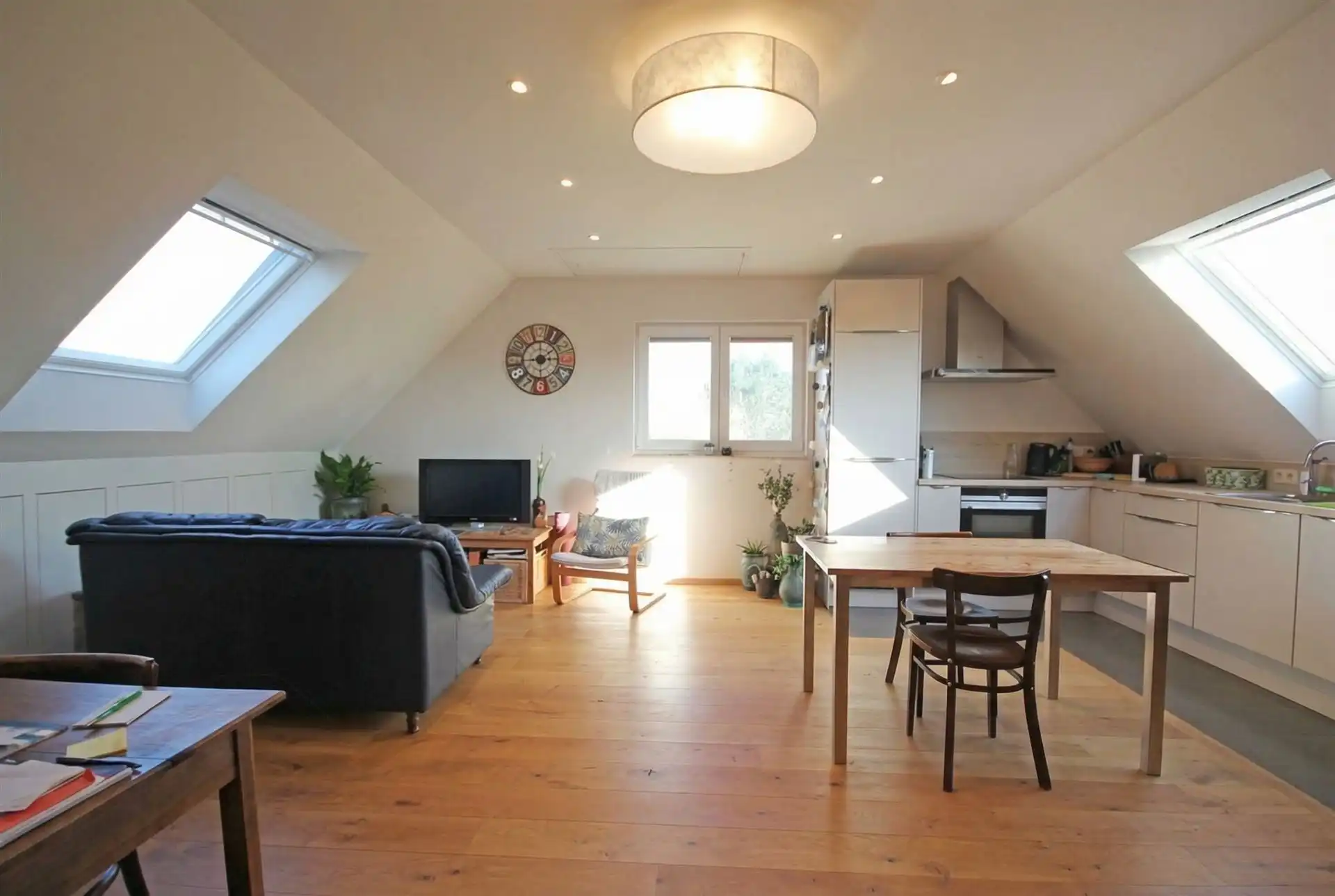 Fuctioneel appartement onder het dak in Korbeek-Dijle foto {{pictureIndex}}