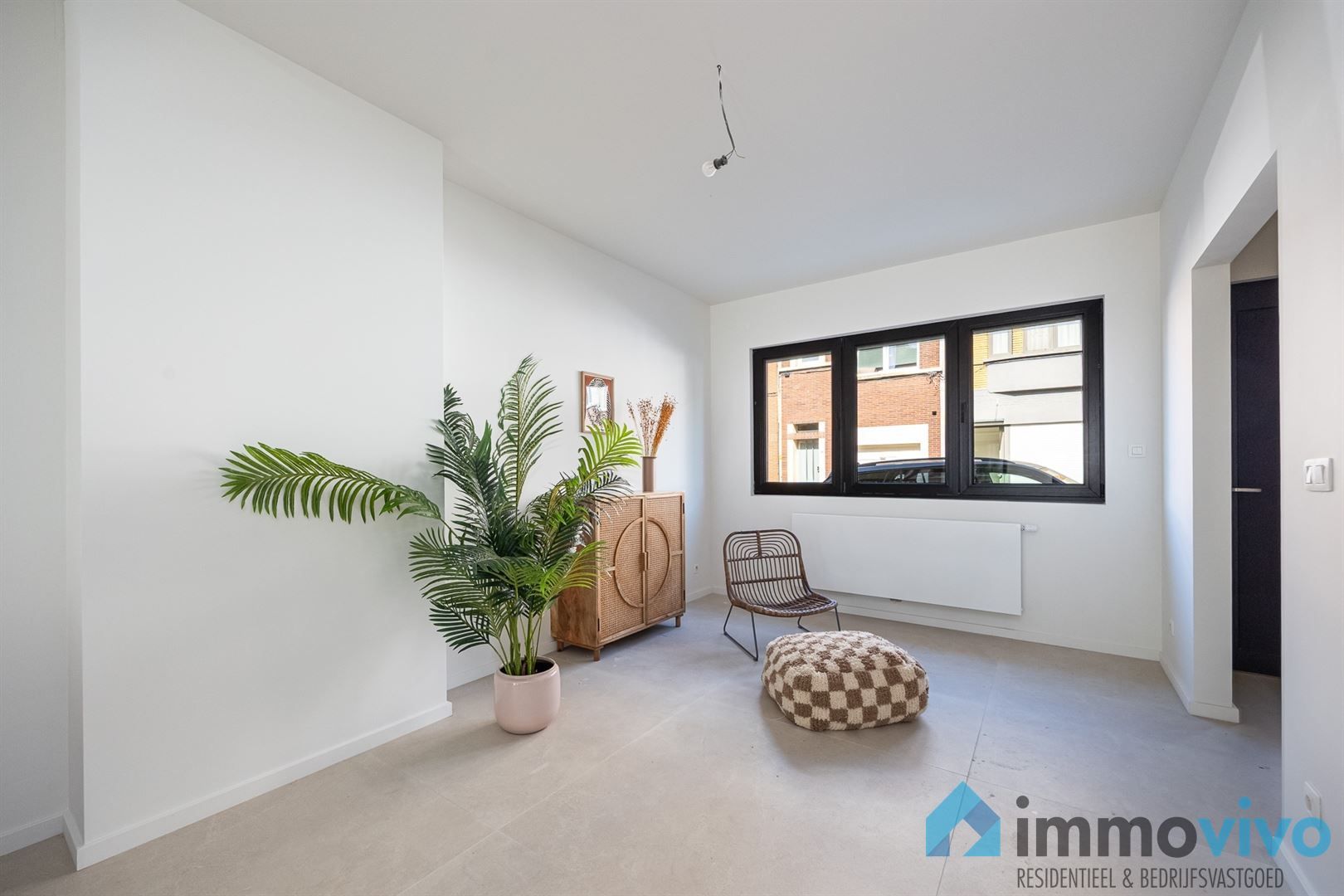 Volledig gerenoveerde woning met vier slaapkamers, twee badkamers en stadstuin foto 9