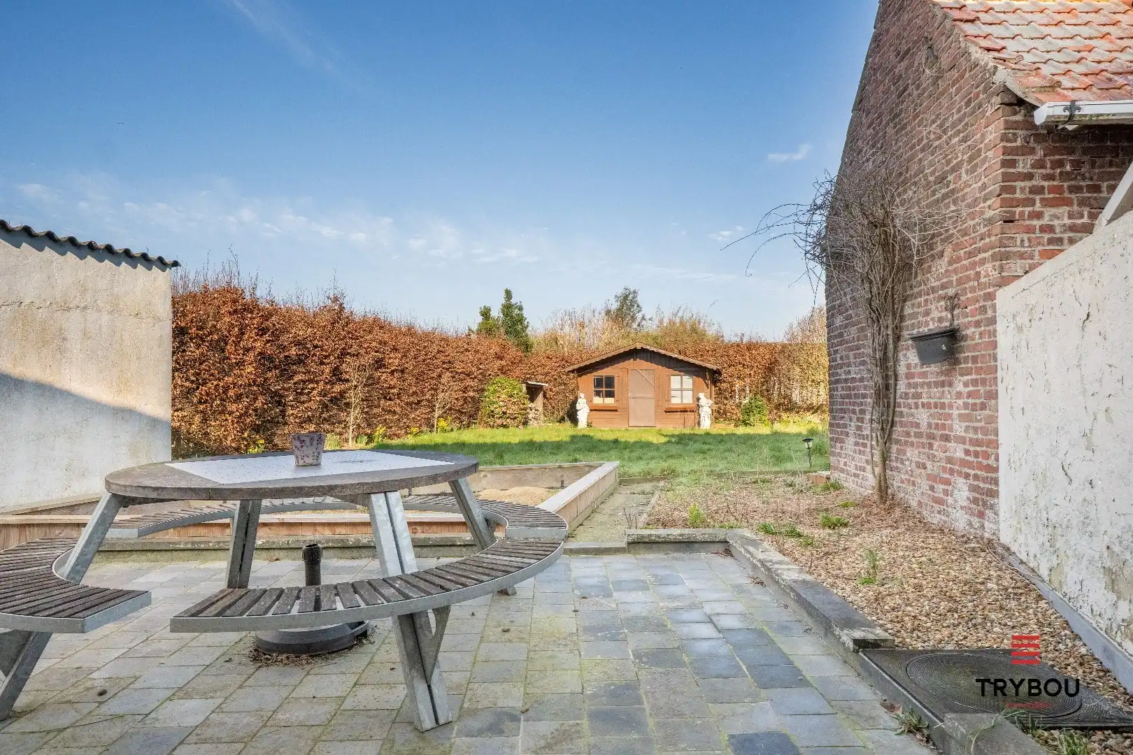 Landelijk gelegen woning met verzorgde tuin foto 16
