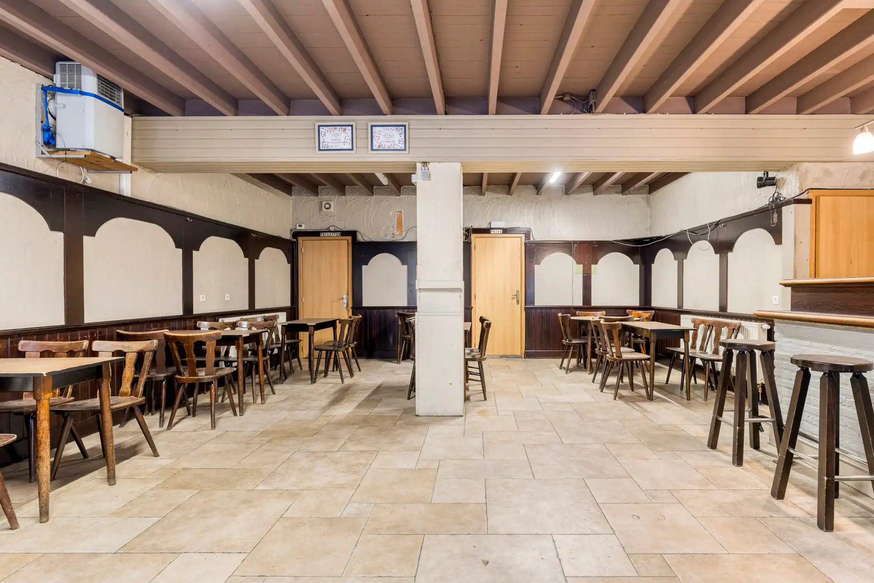 Woning met loods/grote garage en veel potentieel! foto 6