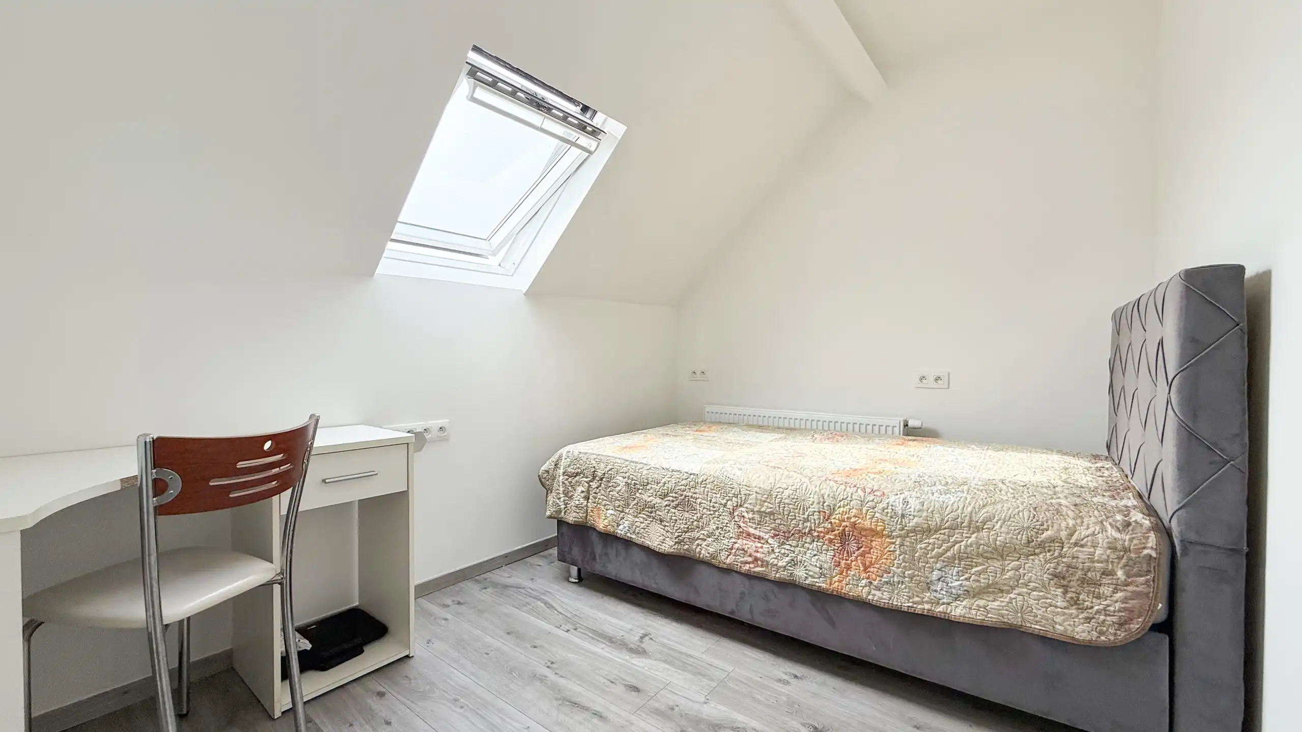 Volledig vernieuwde woning met 4 slp en uitstekende ligging! foto 23