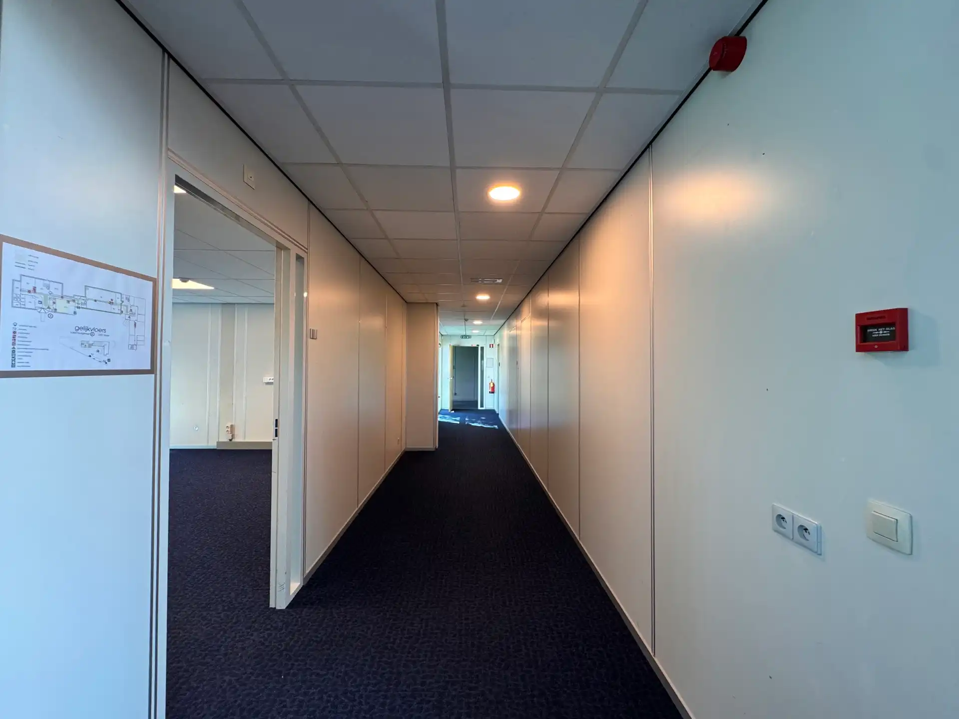 Kantoorgebouw met potentieel op de transportzone te Meer foto 5