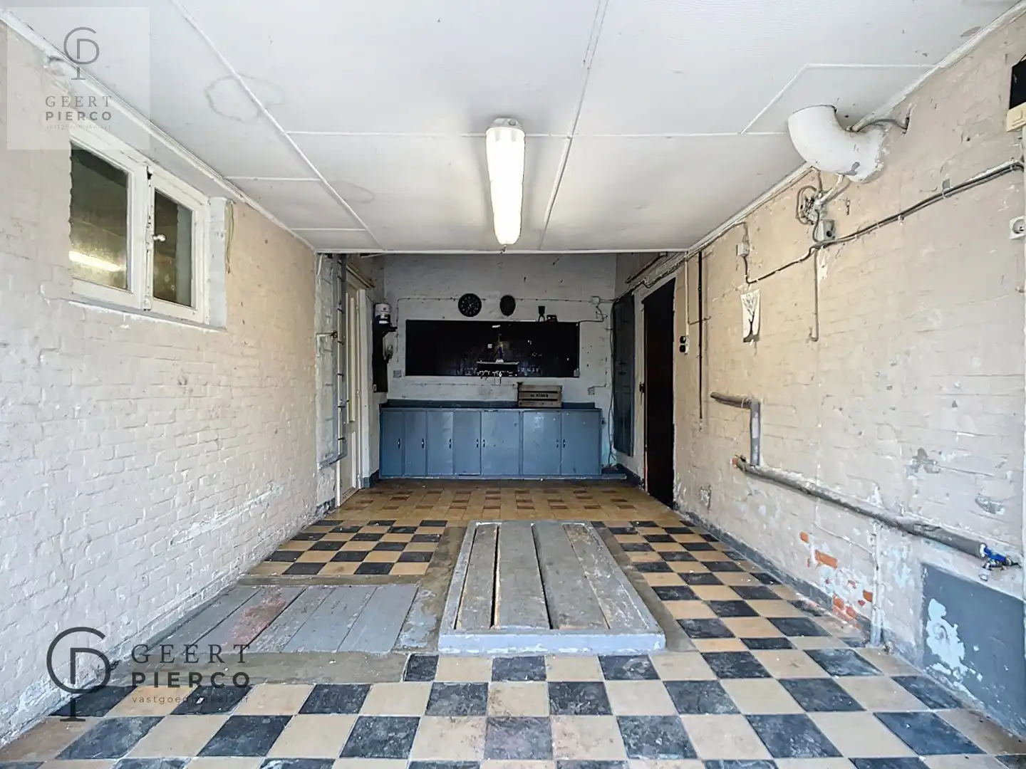 Authentiek stationspand in het landelijk Velm. foto 21