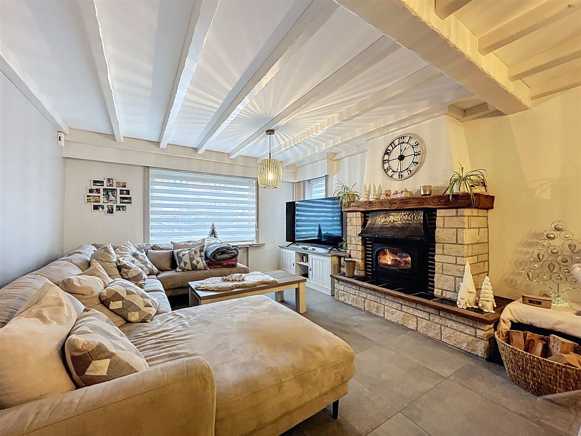 Half open bebouwing met 4 slaapkamer en garage op perceel van 433m² foto 5