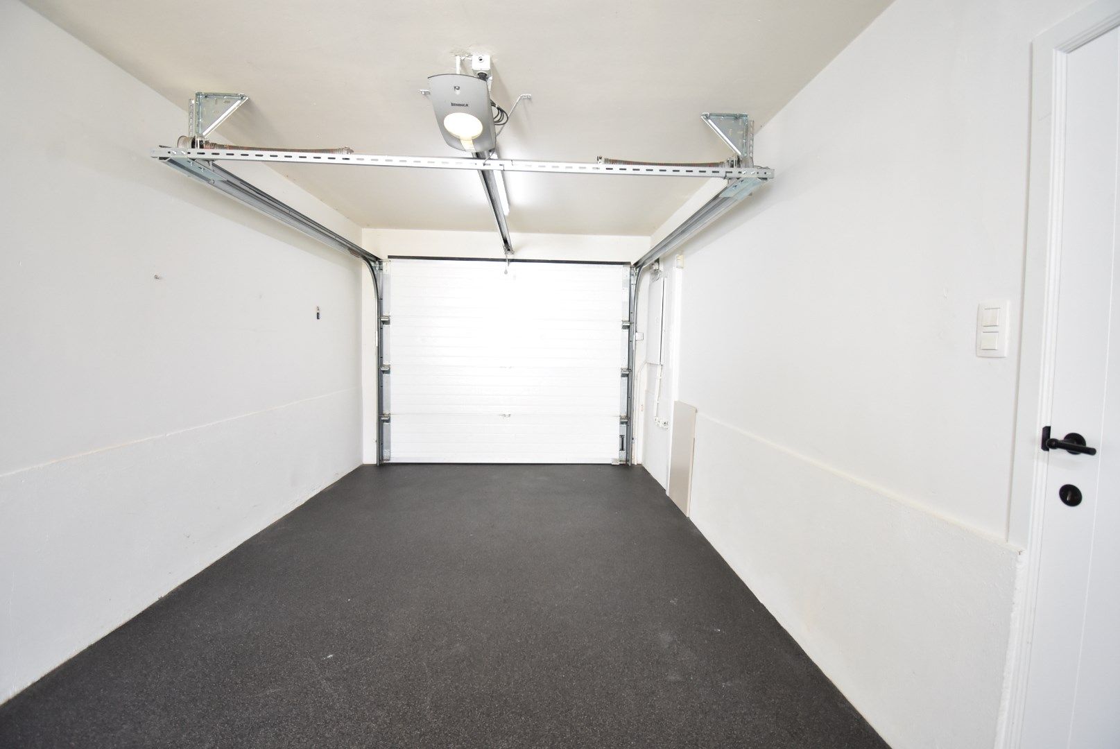 Gerenoveerde en smaakvol afgewerkte woning te Hoeselt  foto 28