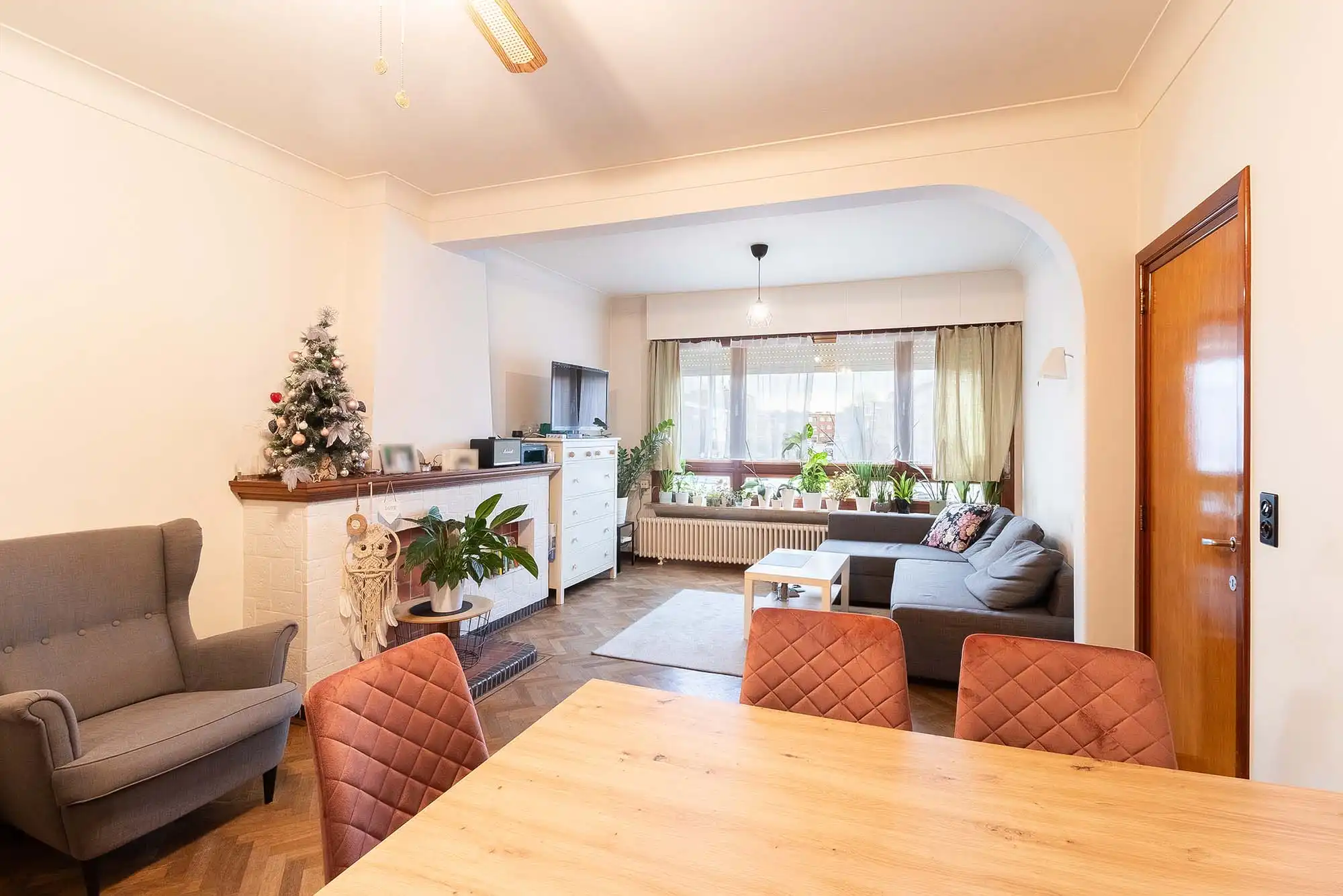 Charmant appartement met twee slaapkamers incl. garage! foto 4