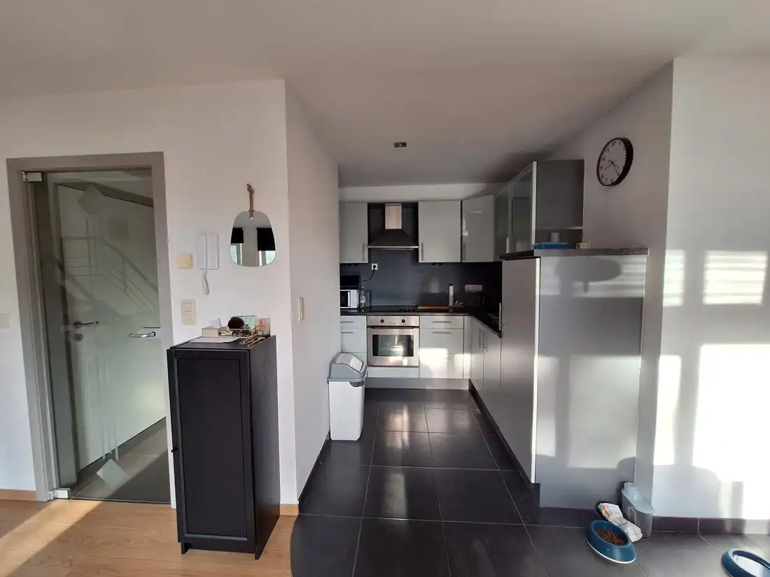 Gunstig gelegen duplex appartement te Genk foto 5
