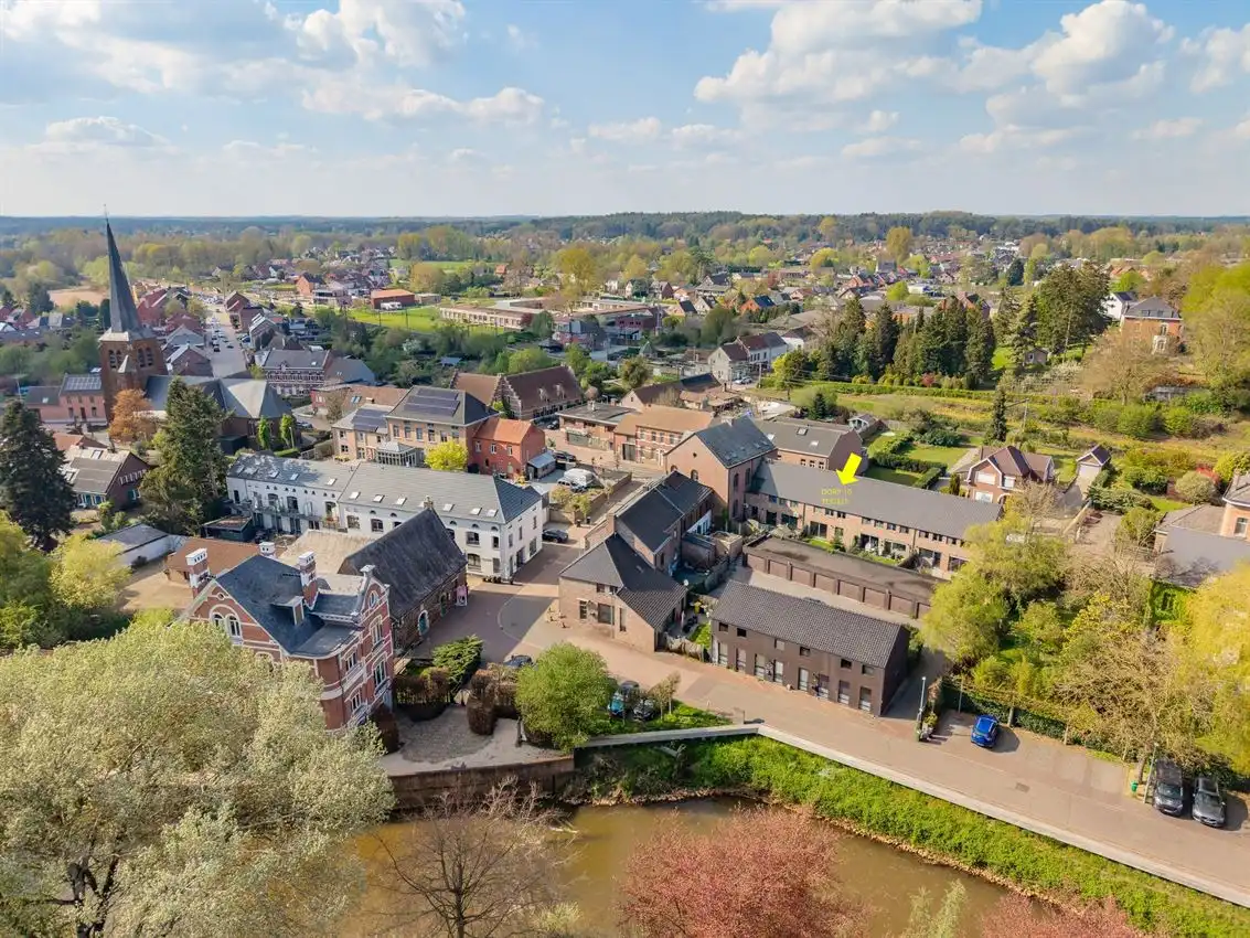 Charmante dorpswoning met geschiedenis, groen én mobiliteit binnen handbereik foto 3