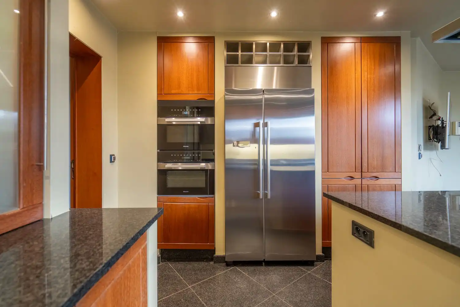 Wat een pand in Kuurne! foto 2