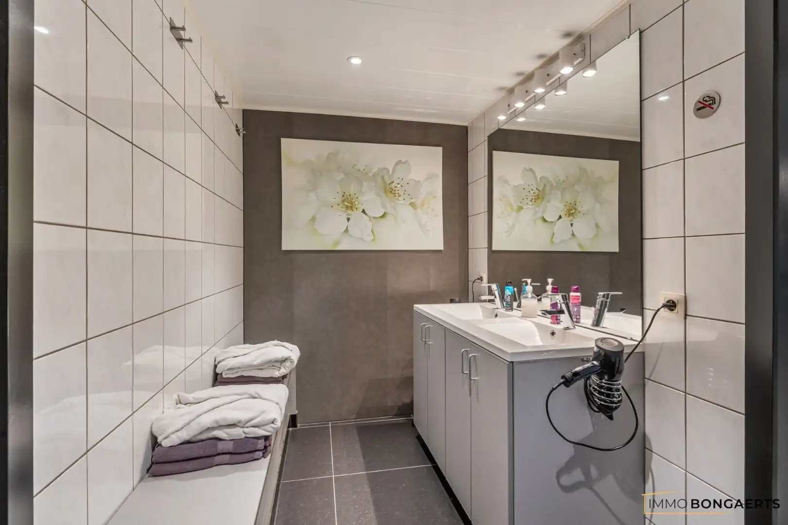 Exclusieve woning met volledig uitgeruste wellnesspraktijk nabij Hasselt foto 25