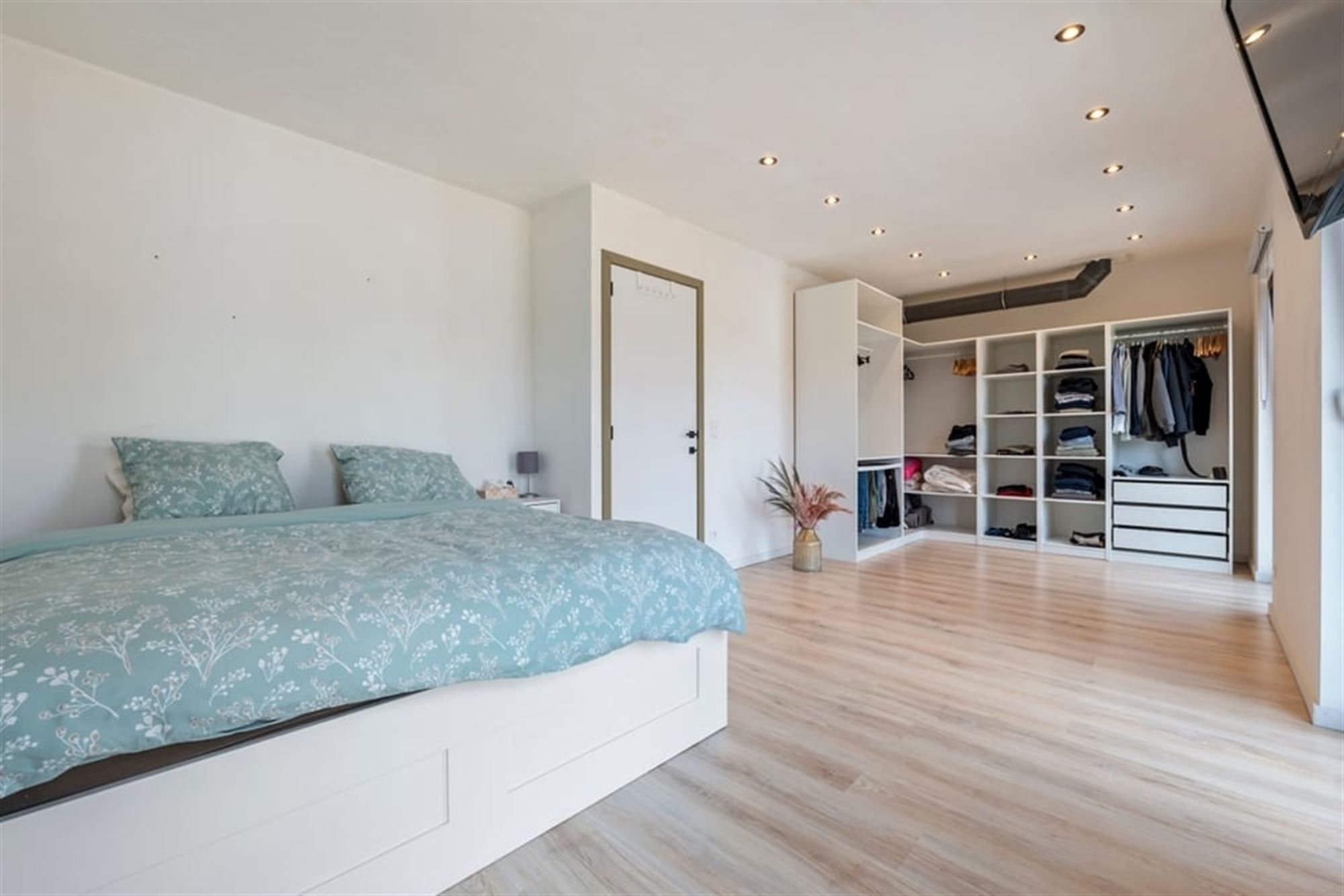 PRACHTIGE NIEUWBOUWWONING OP EEN MOOI PERCEEL IN GINGELOM  foto 22