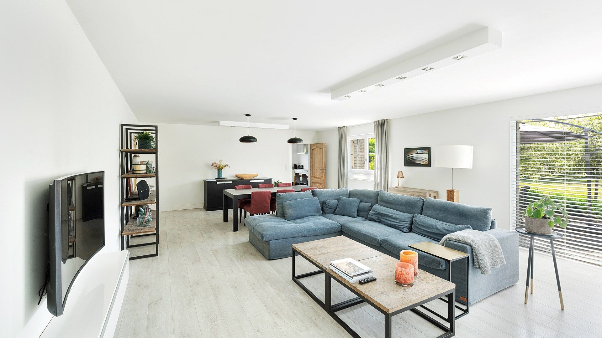 Residentieel gelegen villa op 916 m² grond  foto 7