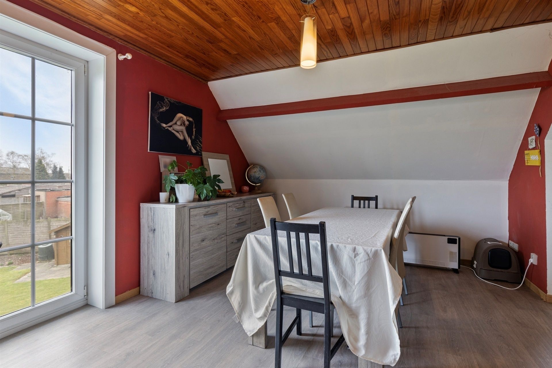 Rustig gelegen landhuis met 6 kamers foto 25