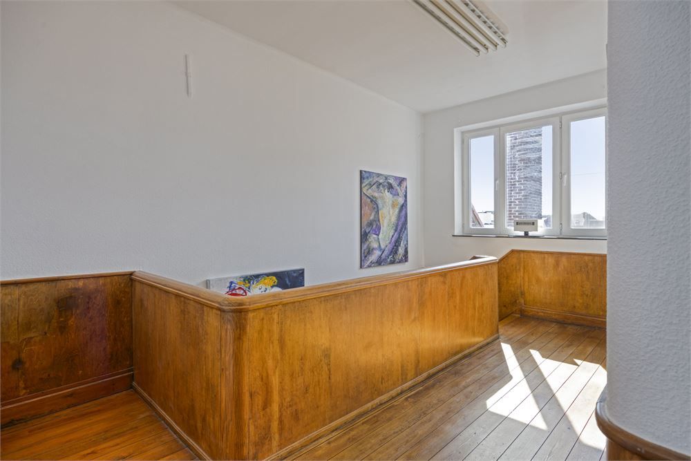 Uniek herenhuis met atelier en ruime bewoonbare oppervlakte in hartje Tongeren foto 19