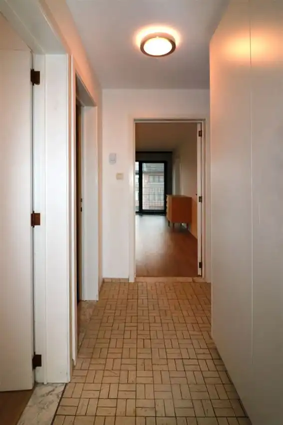 Appartement met 2 slpk, terras, tuin en autostaanplaats foto 34