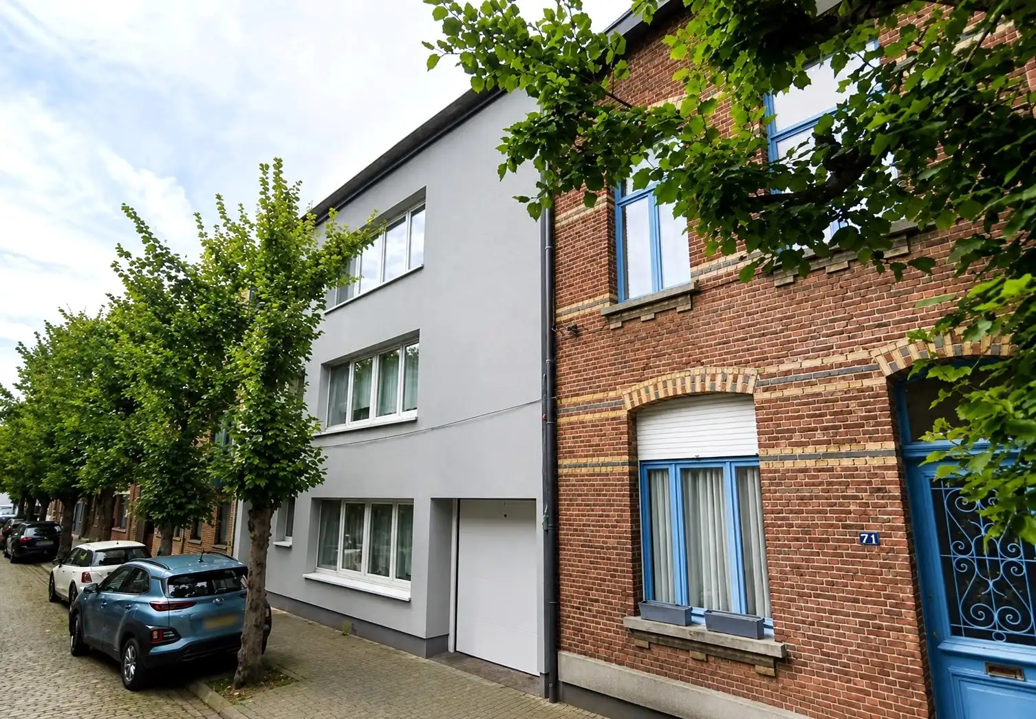 Ruim gelijkvloers appartement met garage te Mariaburg foto {{pictureIndex}}