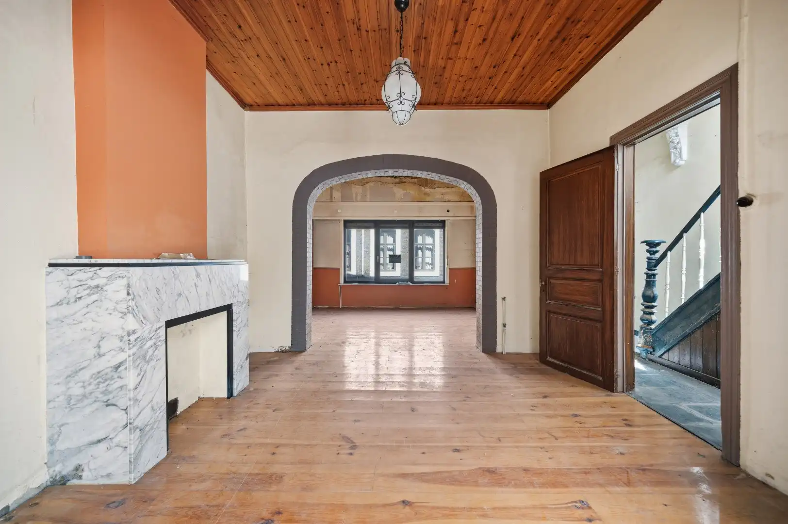Totale renovatie met 5-slaapkamerpotentieel op toplocatie  foto 5