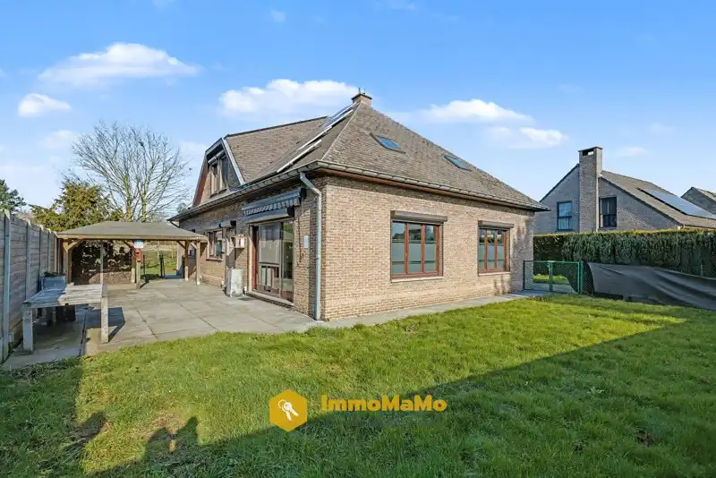 RUIME OPEN BEBOUWING MET GROTE TUIN TE KOOP IN ZELZATE foto 23