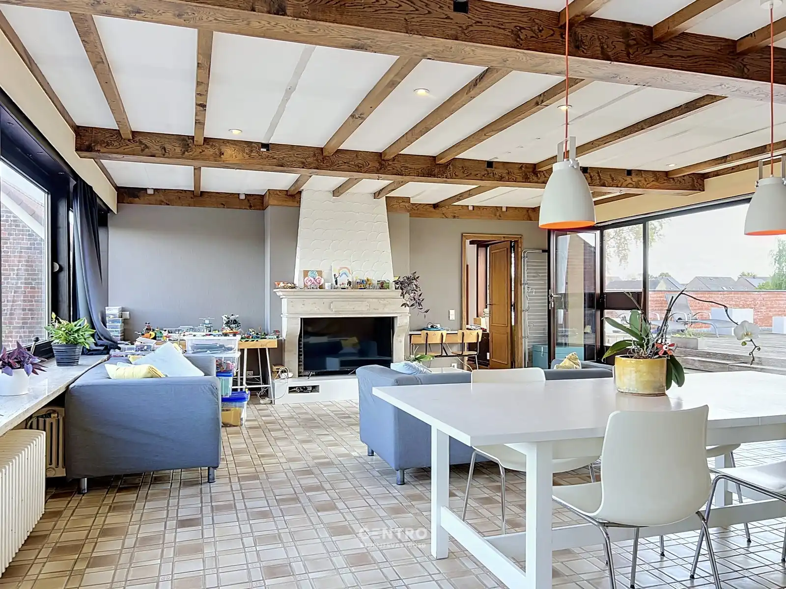 Ruimtelijk magazijn met toonzaal, kantoor en woonst te Lichtervelde, ideaal voor wonen én werken op een perceel van 1.002m²! foto 23