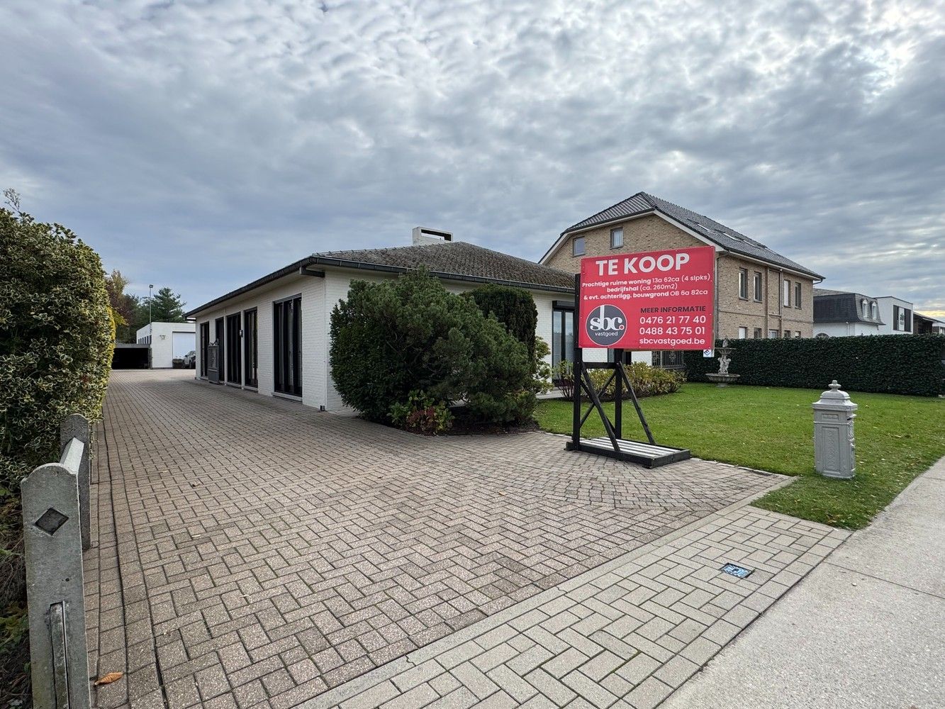 Karaktervol landhuis op 13a62ca, met polyvalente (bedrijfs)hal foto 45