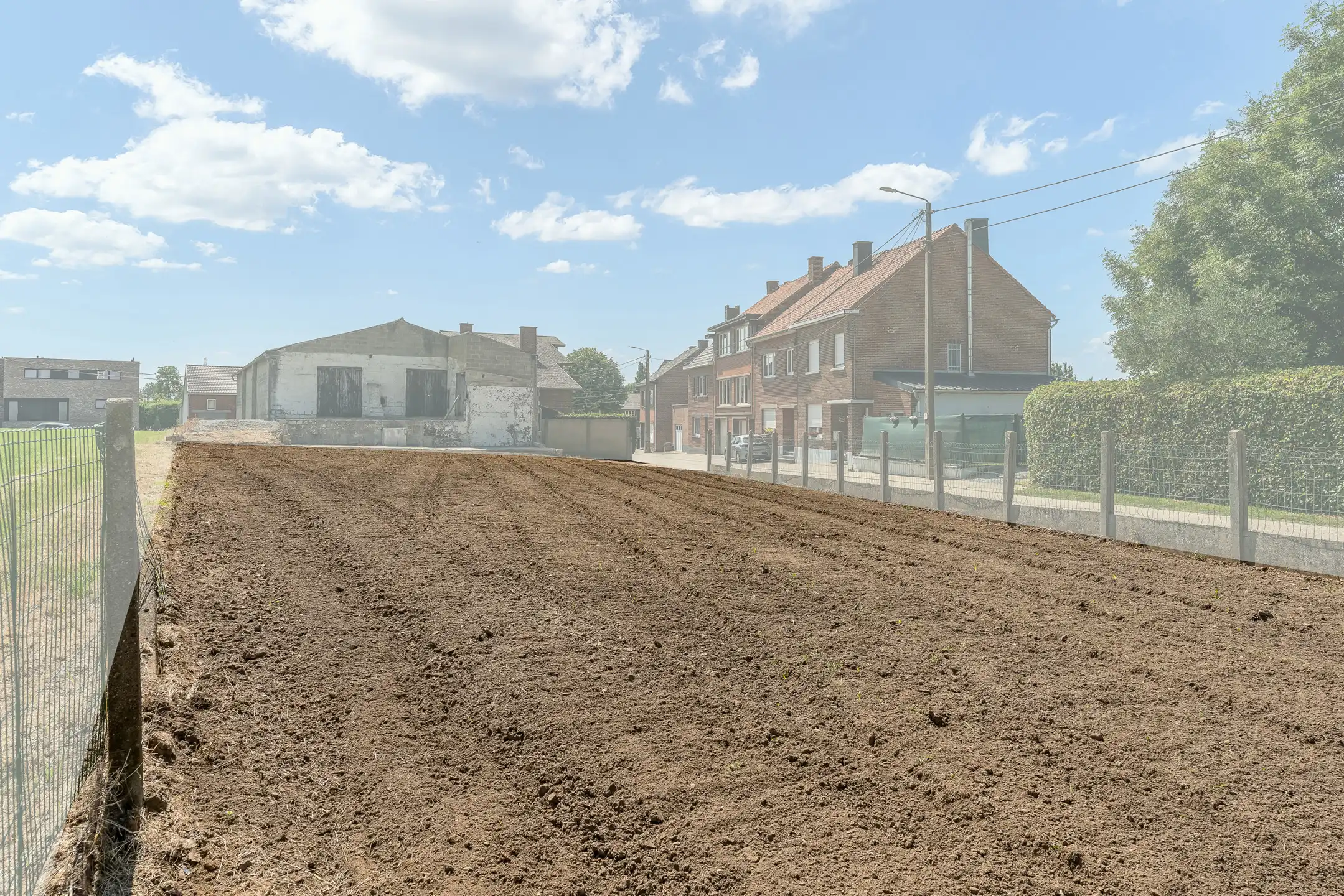 Vrijstaande bouwgrond met landelijk verzicht foto 7