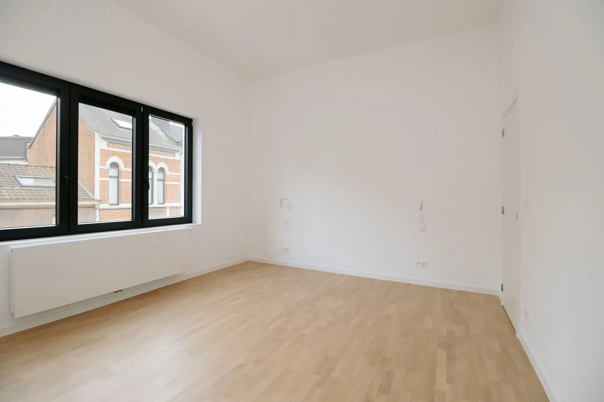 Volledig gerenoveerde woning op het Antwerpse Zuid. foto 13