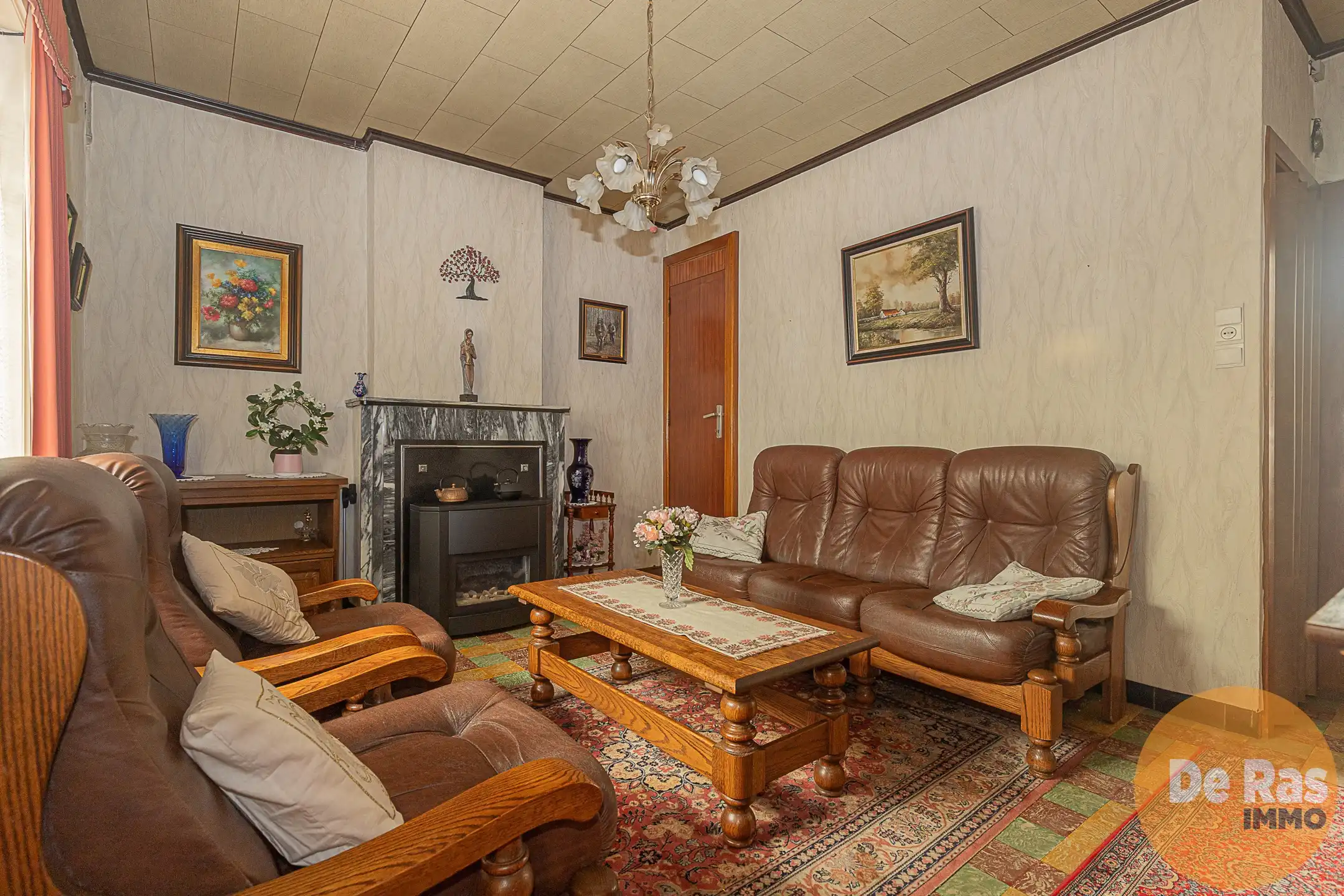 AALST - Te renoveren woning met 2 slpk en koer op topligging foto 5