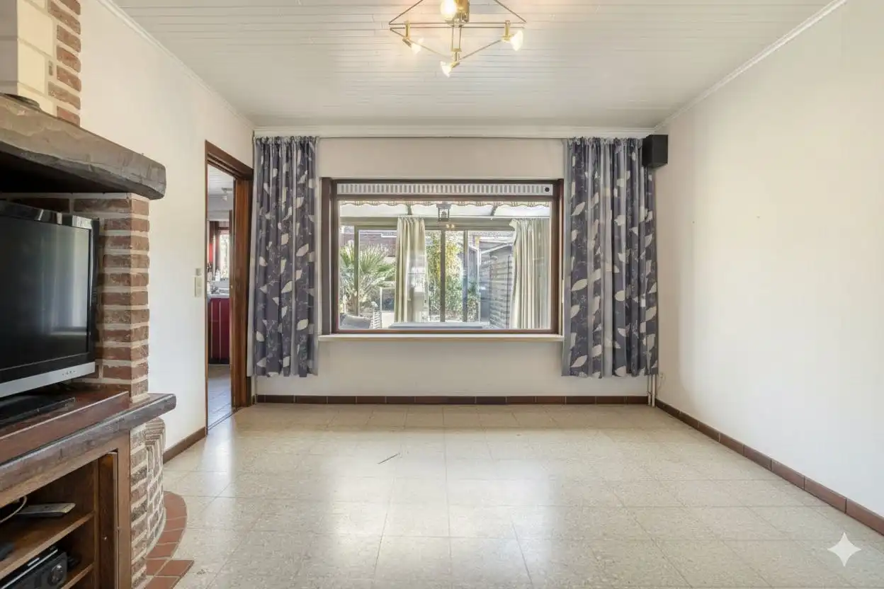 Gezinswoning met 3 slaapkamers en tuin te koop in Roeselare foto 8