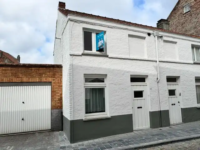 GEZELLIGE STADSWONING te BRUGGE foto {{pictureIndex}}
