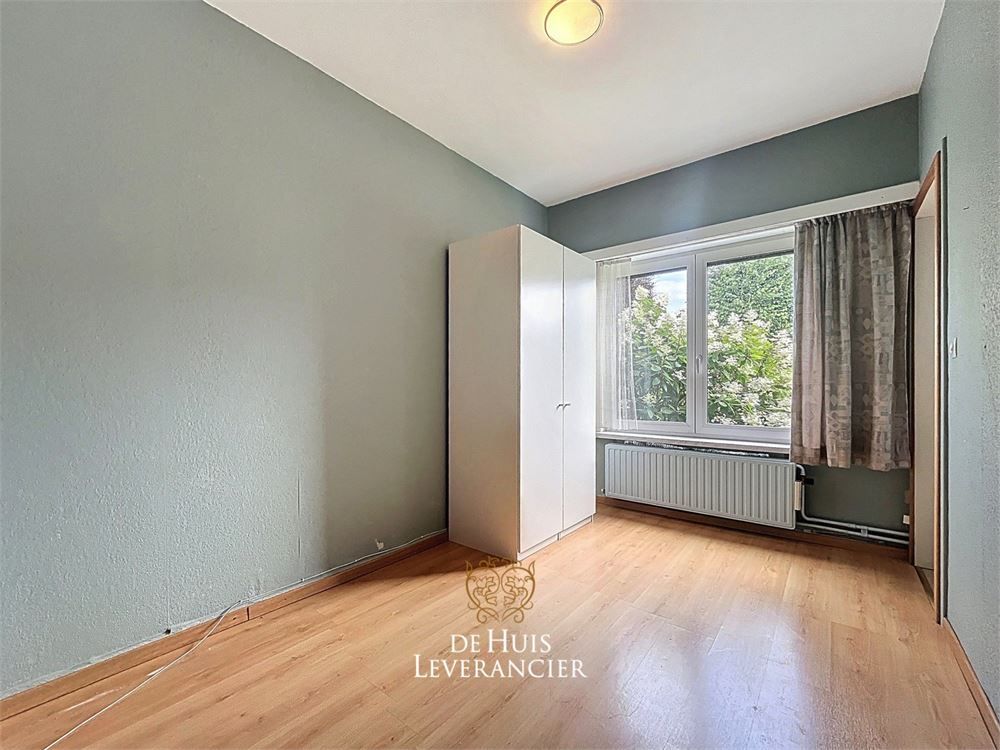 Een huis met potentieel in een buurt met toekomst ! foto 11