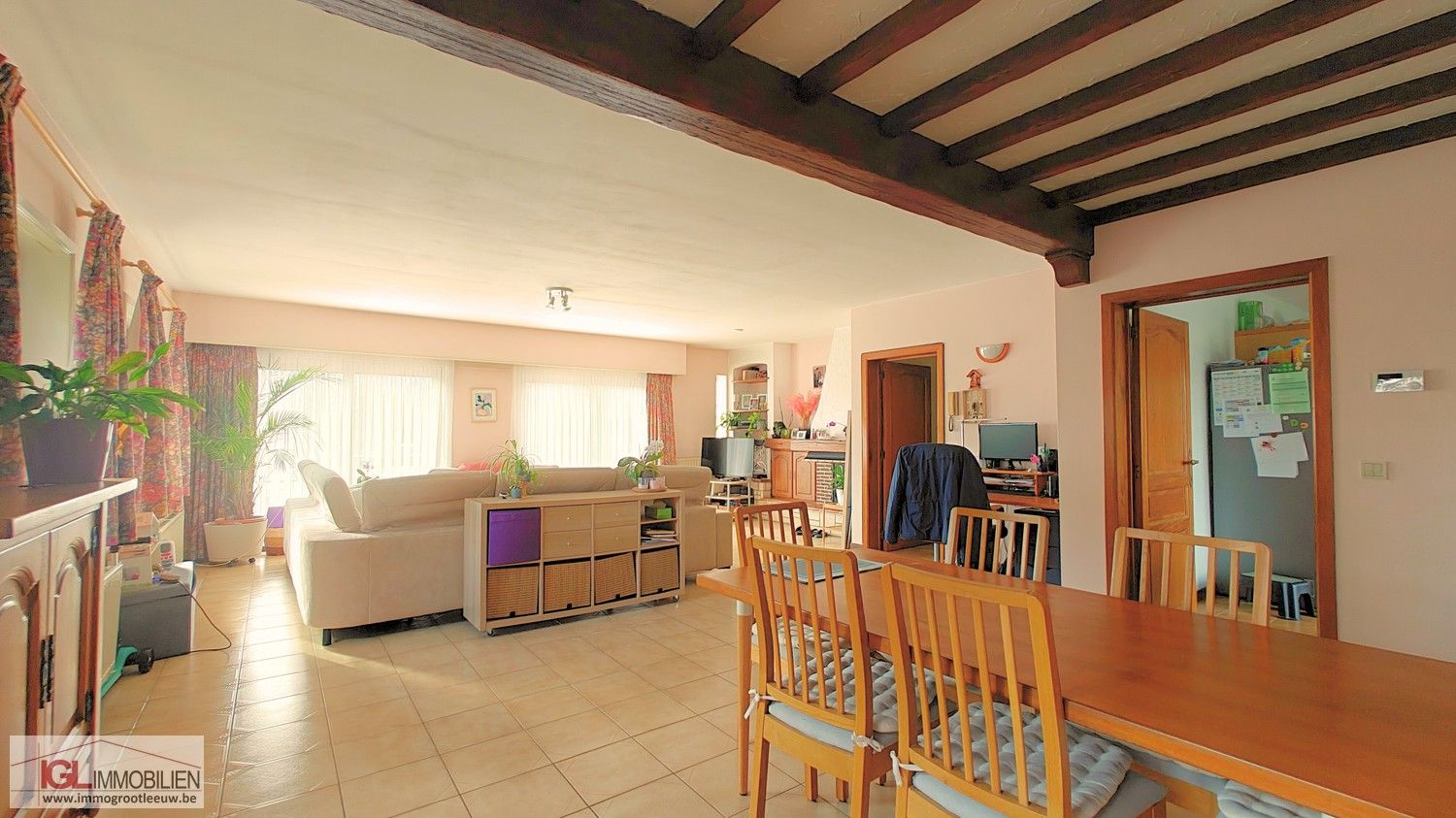 Handelspand op topliging met optimale zichtbaarheid langsheen Bergensesteenweg met veel parking en twee woongelegenheden! foto 20